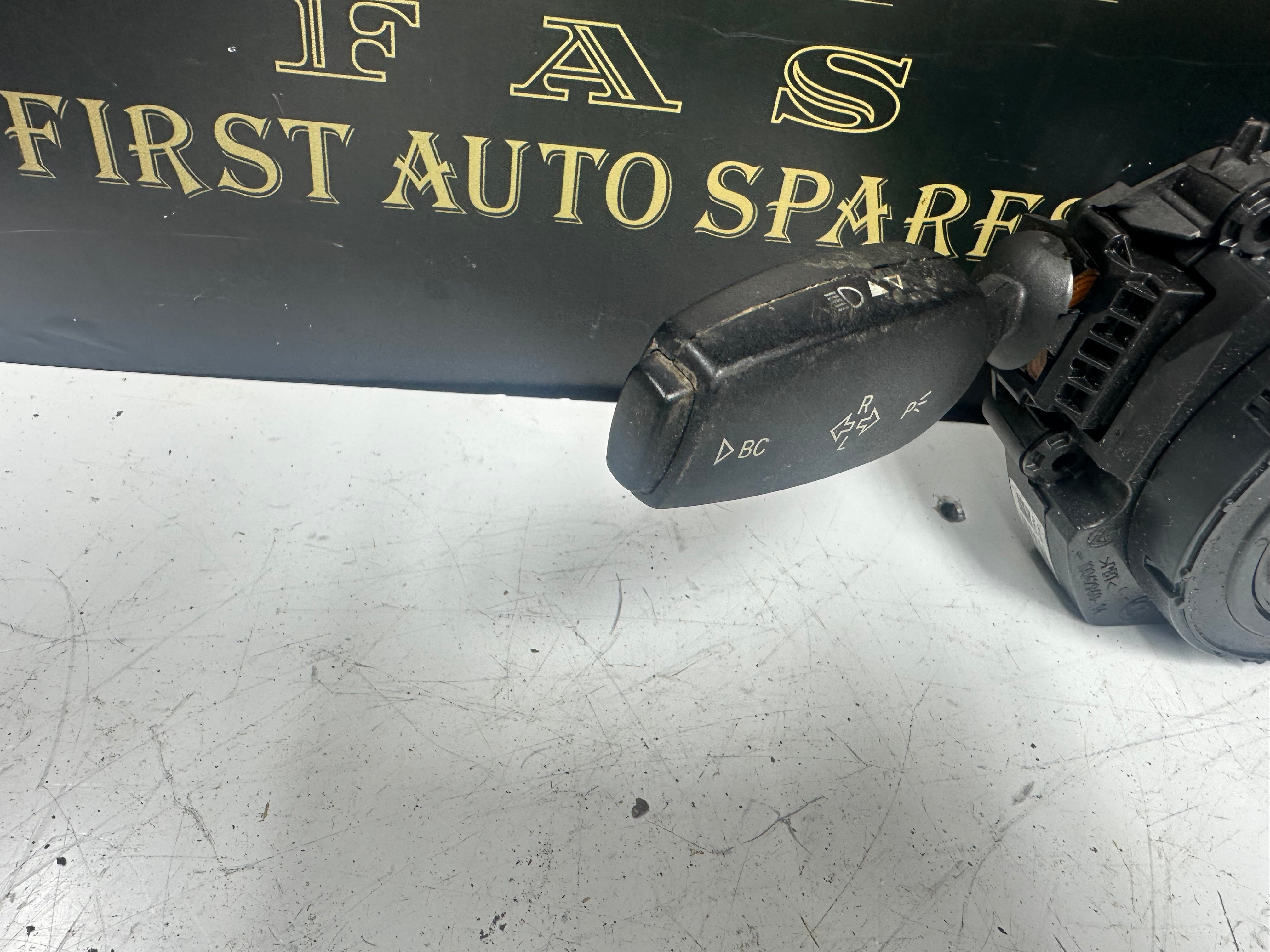 BMW 3 Series F30 320d Squib / Wiper Stalk Switch (9351140-01) (10112143-00)