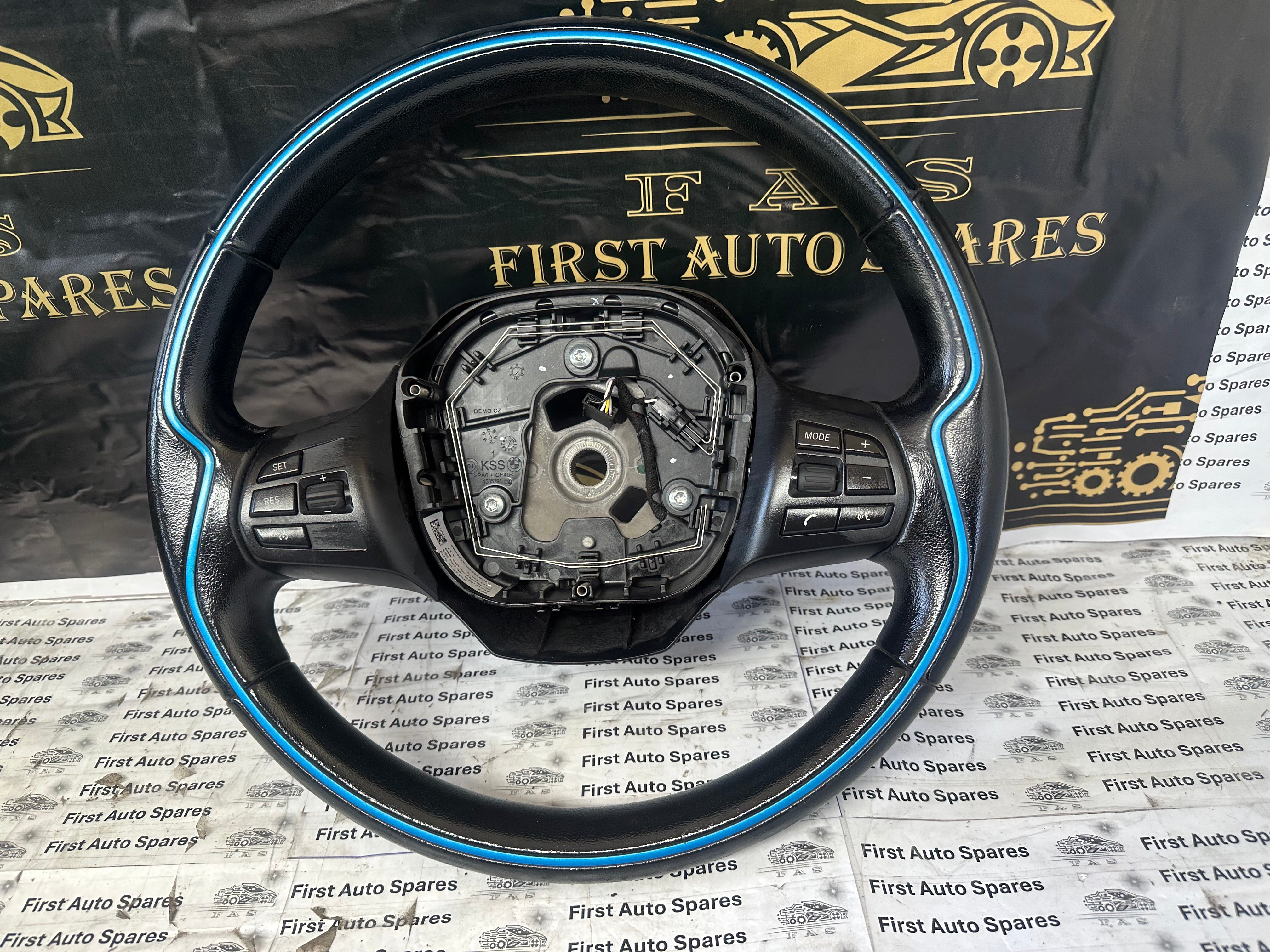 BMW i3 2018 Steering Wheel with Airbag (6870159-02) (DVV5622)