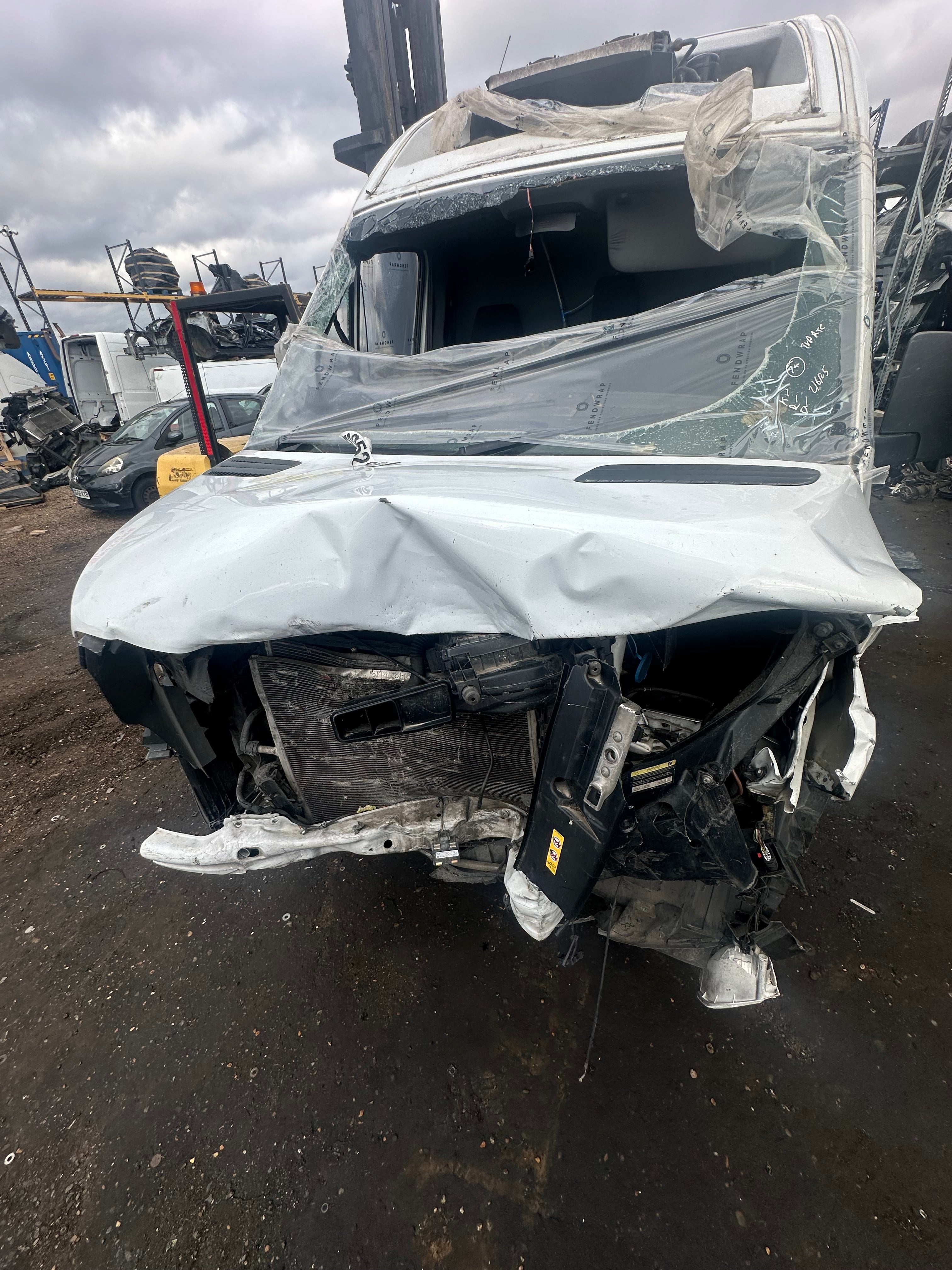 Mercedes-Benz Sprinter 317 Progressive CDI 2.0 Diesel 2023 – For Parts