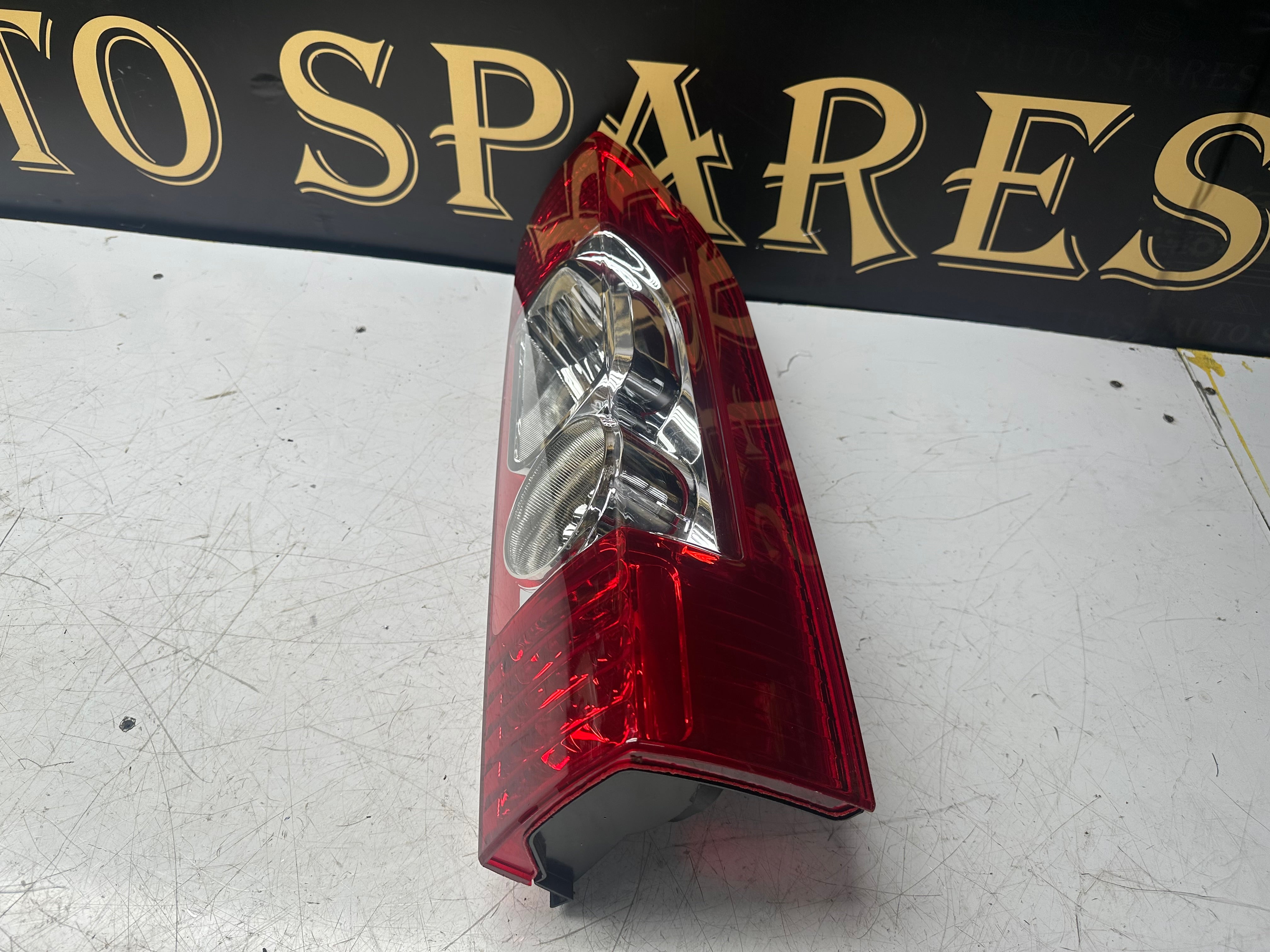 Peugeot 2006-2014 Right Rear Tail Light