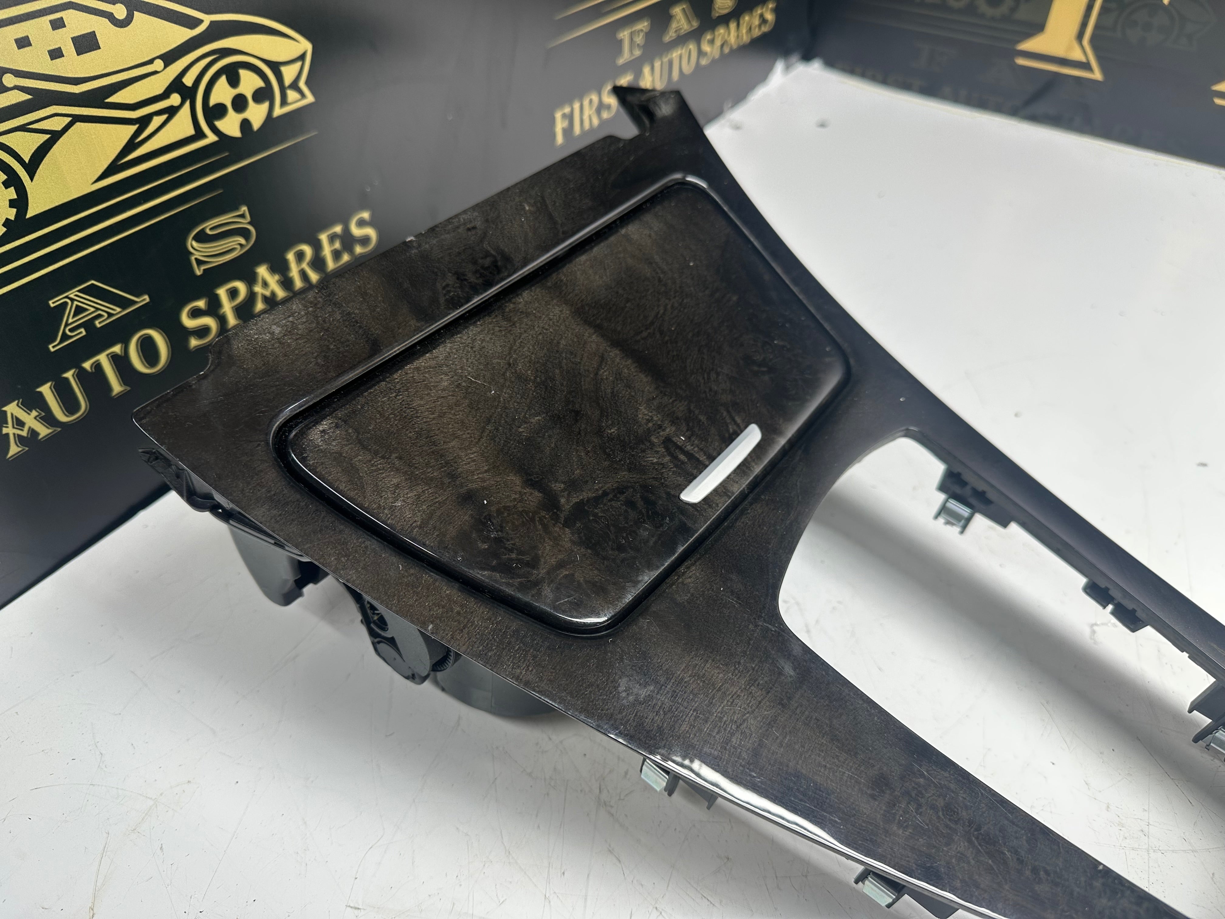 BMW 6 Series F12 Cup Holder & Facia (9197227) (B0701277) (6131 9202951/02)