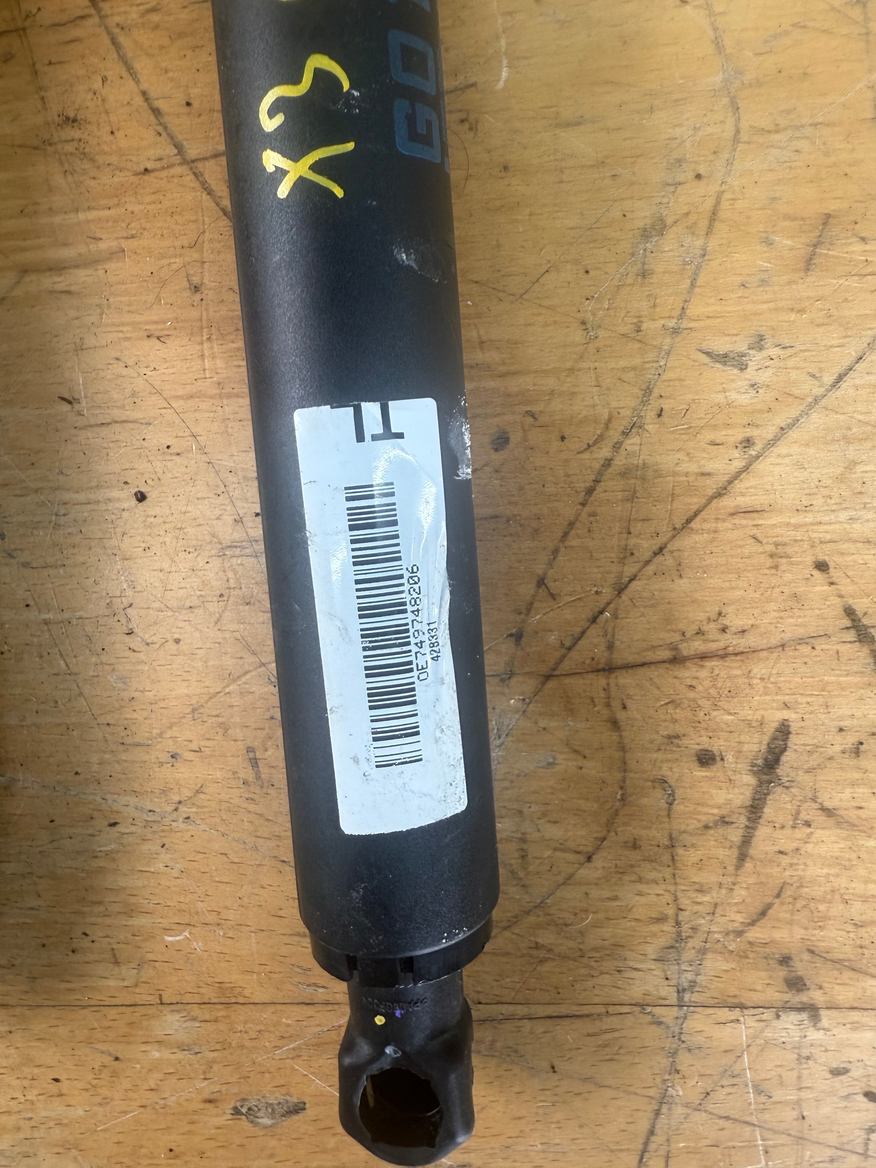 BMW X3 G01 Boot Struts (9482795) (182022-10)