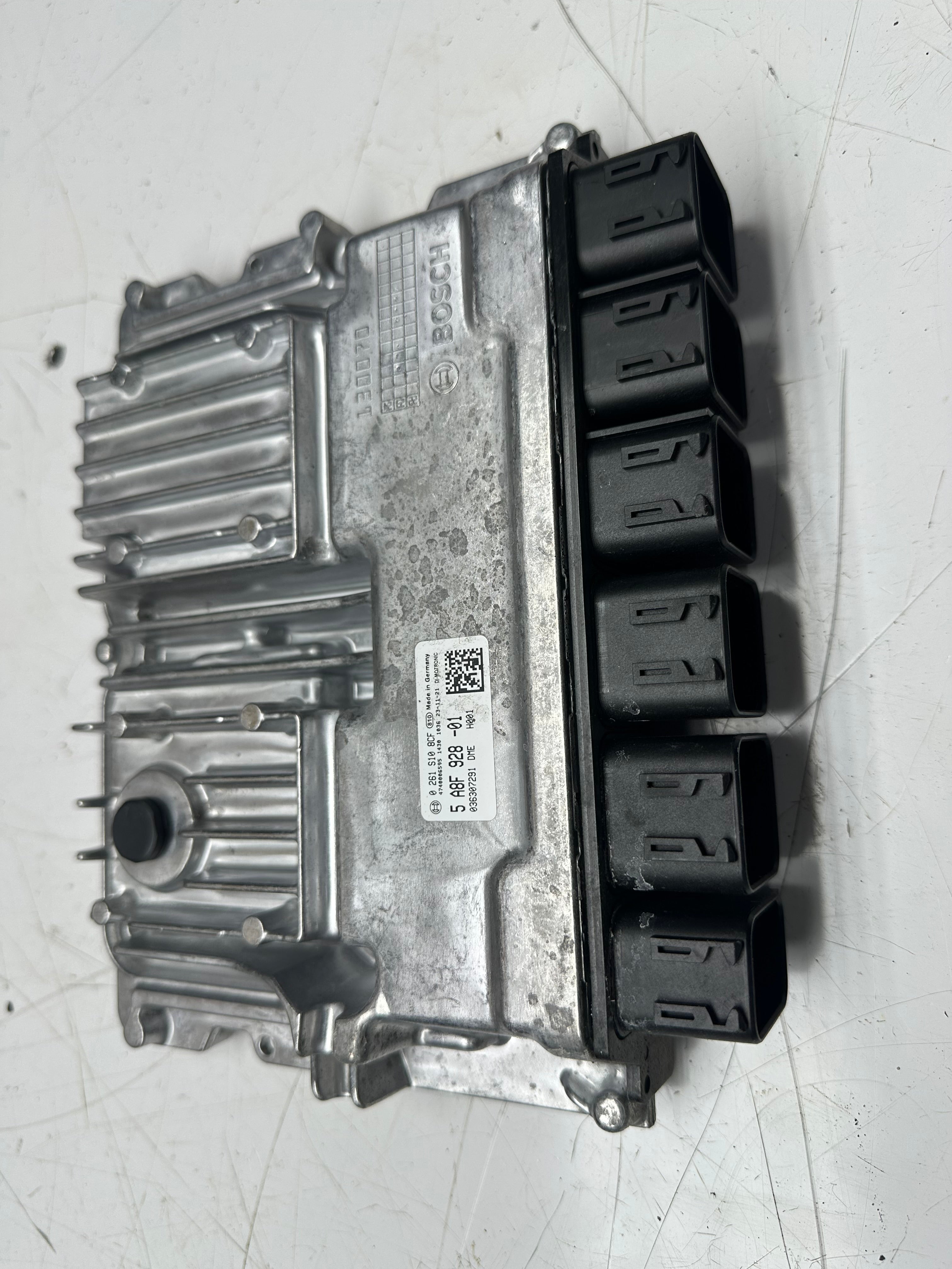 BMW 3 Series G20 Engine Control Unit (ECU) 2.0 Petrol 225kW 2024 (5A8F928-01)