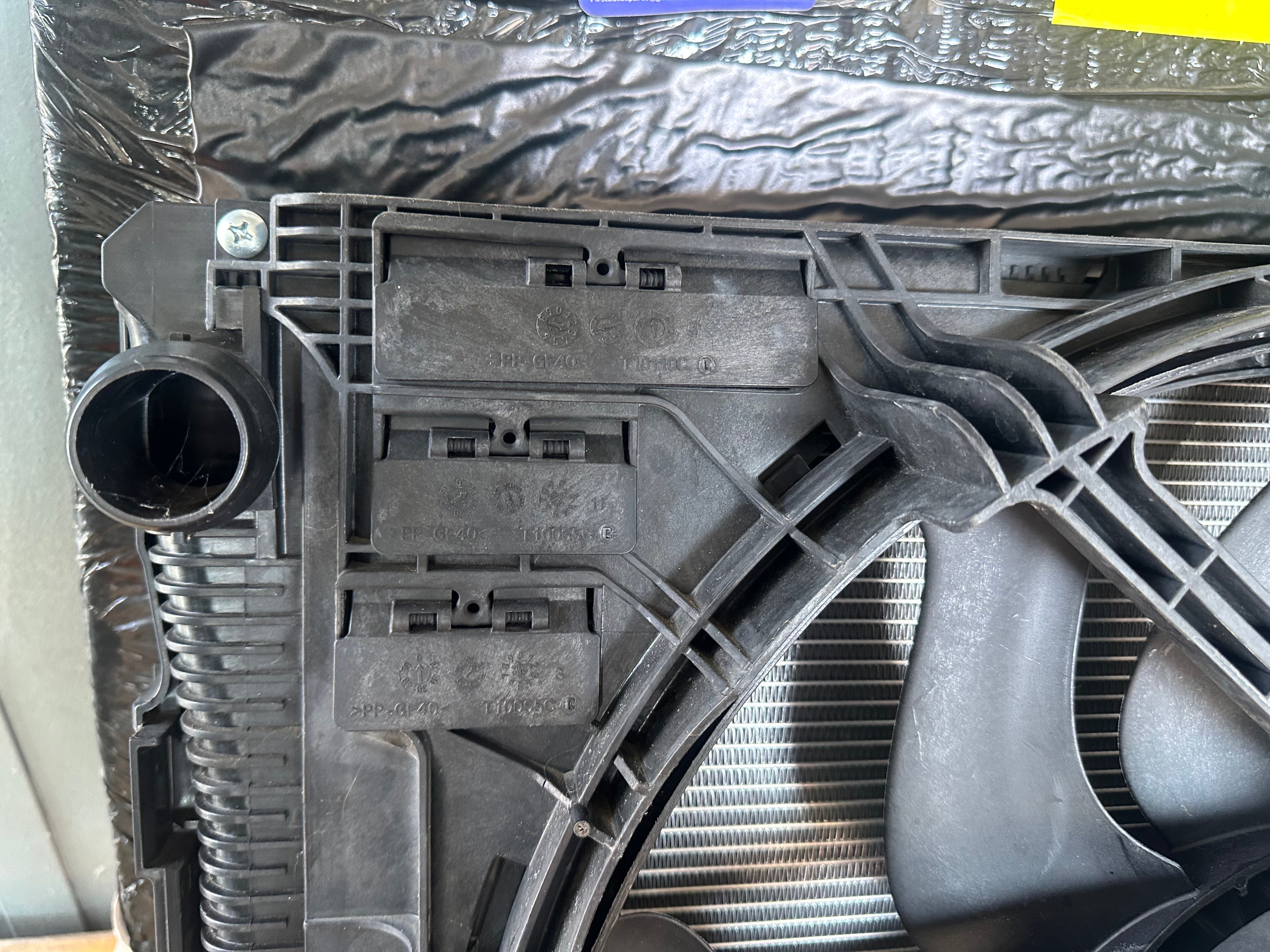 BMW 3 Series G20 G21 2019–2023 Complete Radiator Pack (8591440) (7935171-04)