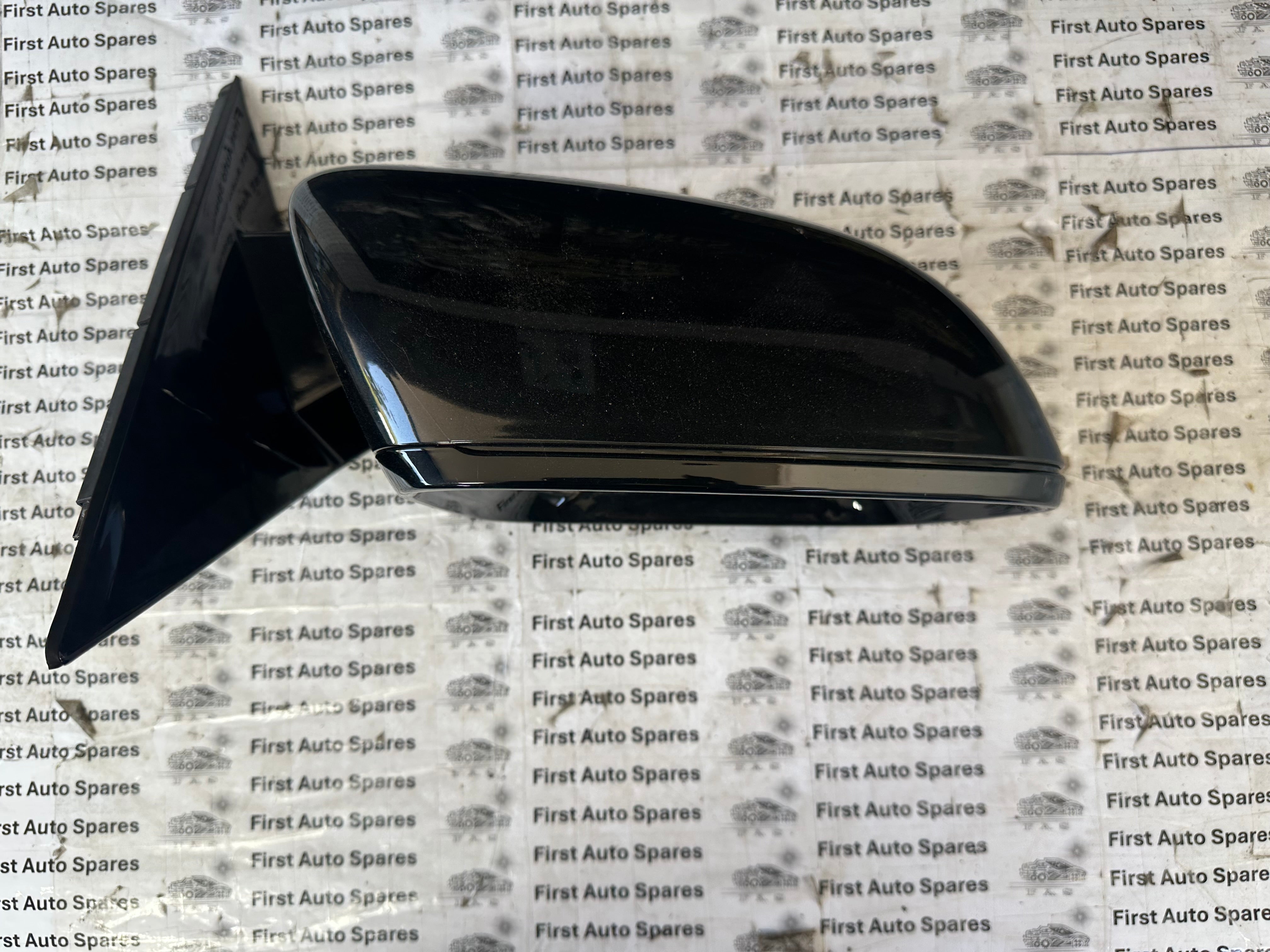 BMW 5 G30 G31 2019 Right Electric Wing Mirror 6 Pin Plug (F0184102U668B) (F0184 102)