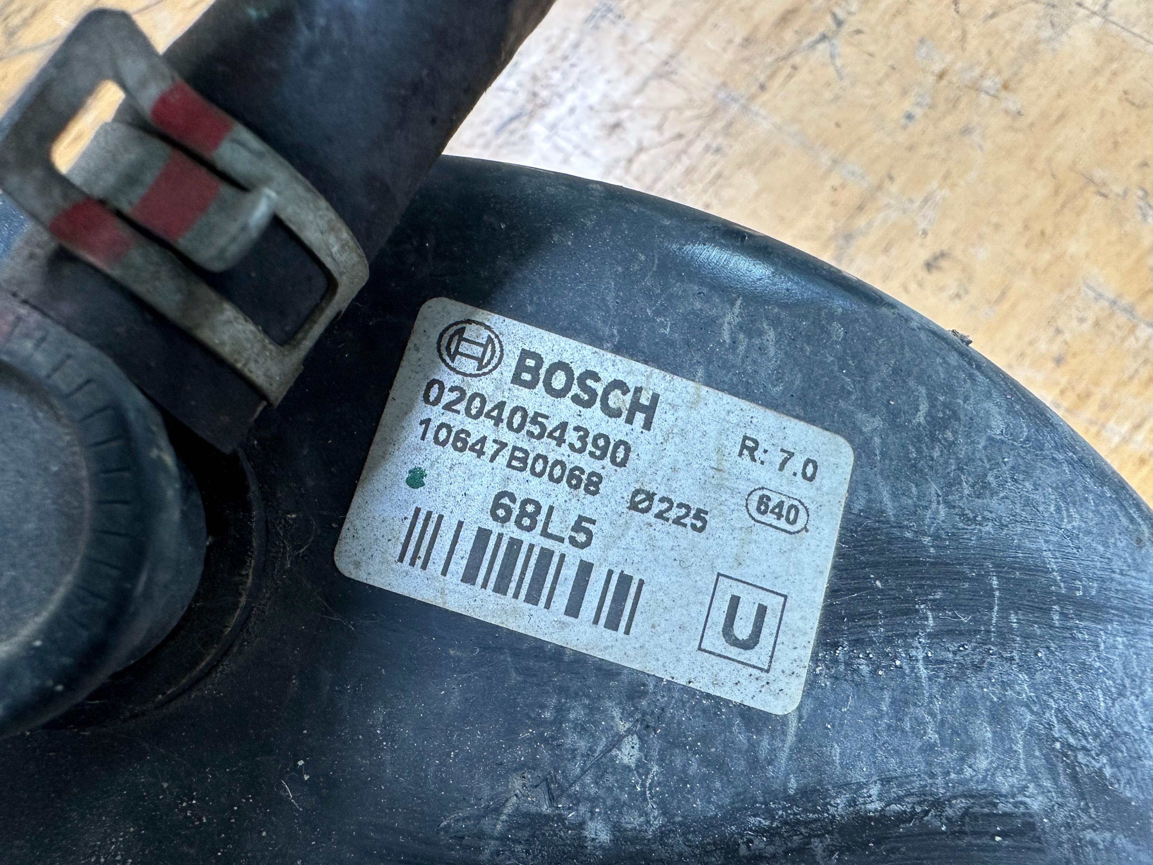 Suzuki Swift 2015 1.2 Brake Servo & Master Cylinder Bosch (0204054390)