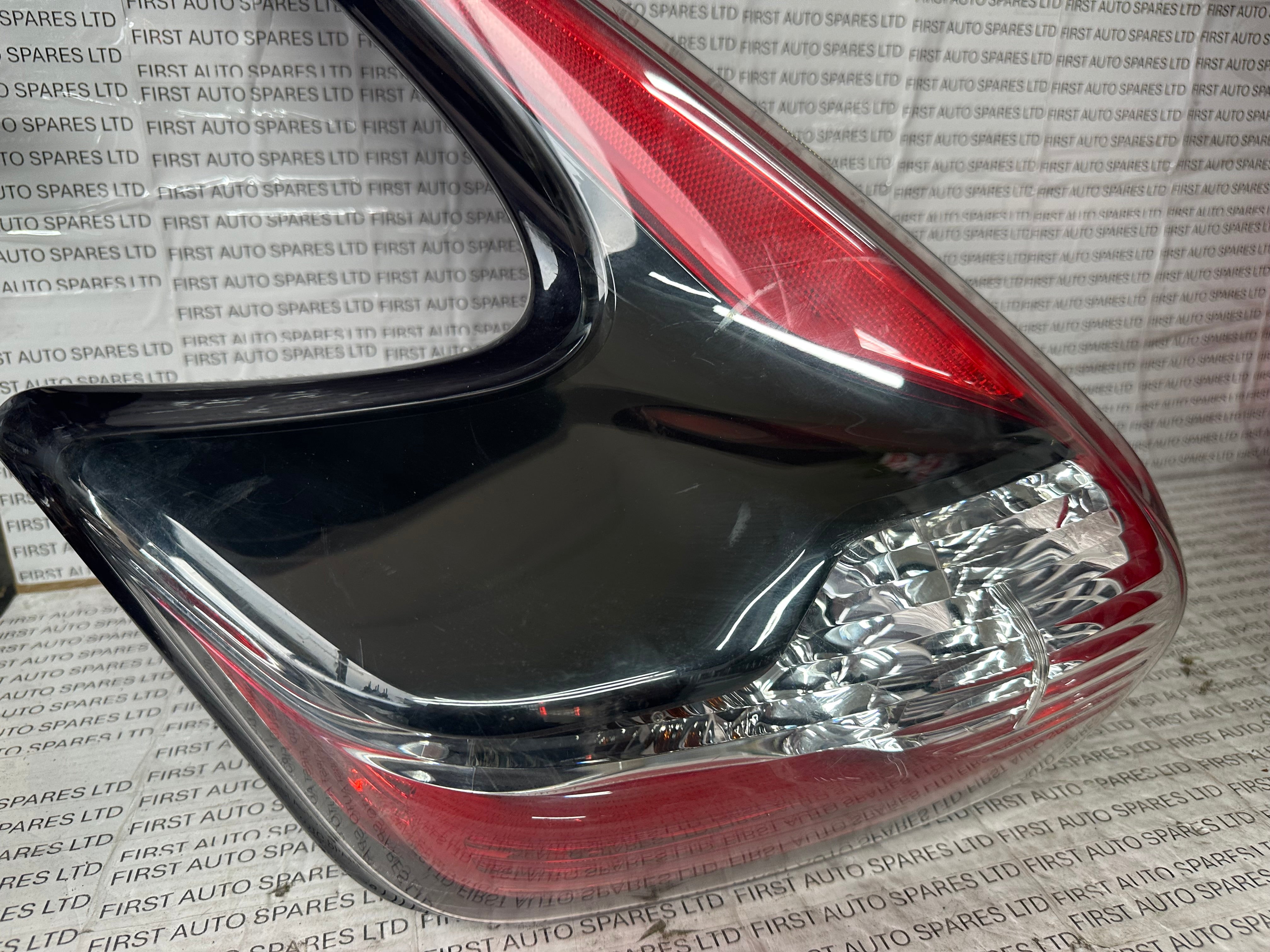 Nissan Juke MK1 F15 2016 Left Rear Tail Light (26555 BV80B, RJK14)