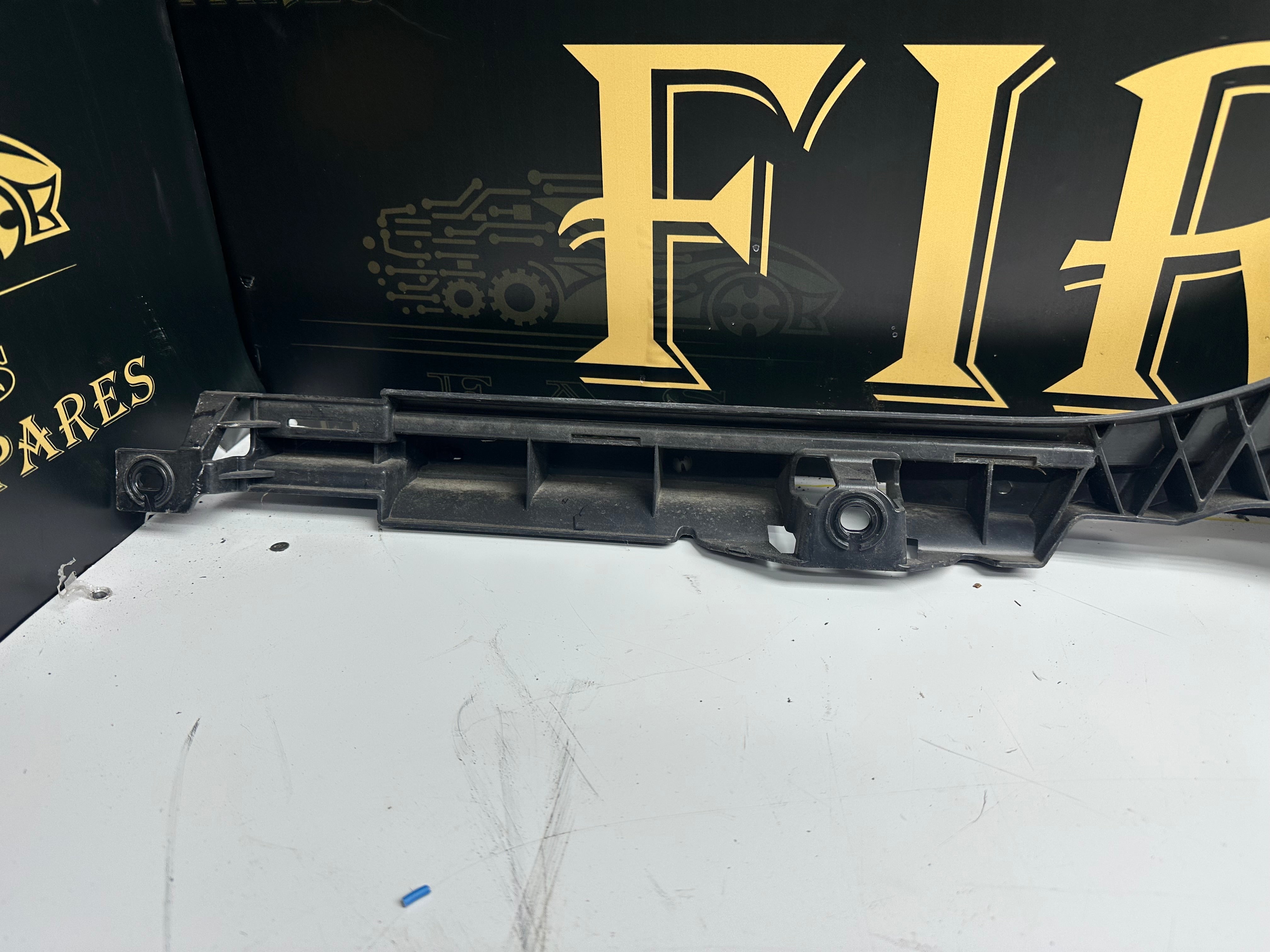 BMW 3 Series G20 G21 2018-2024 Left Rear Bumper Bracket (51127469365) (15857711)