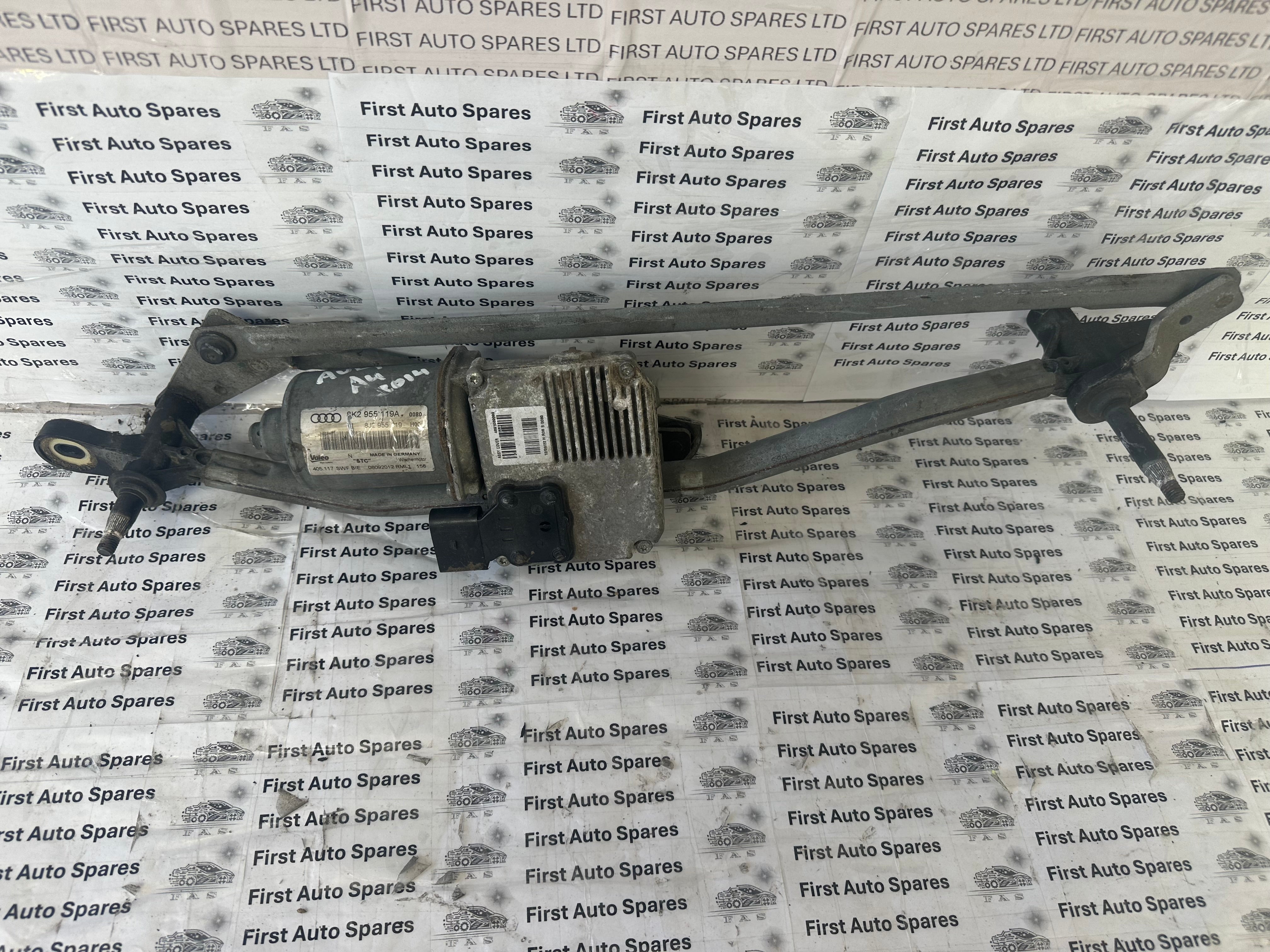 Audi A4 B8 Front Windscreen Wiper Motor & Linkage (8K2955119A)