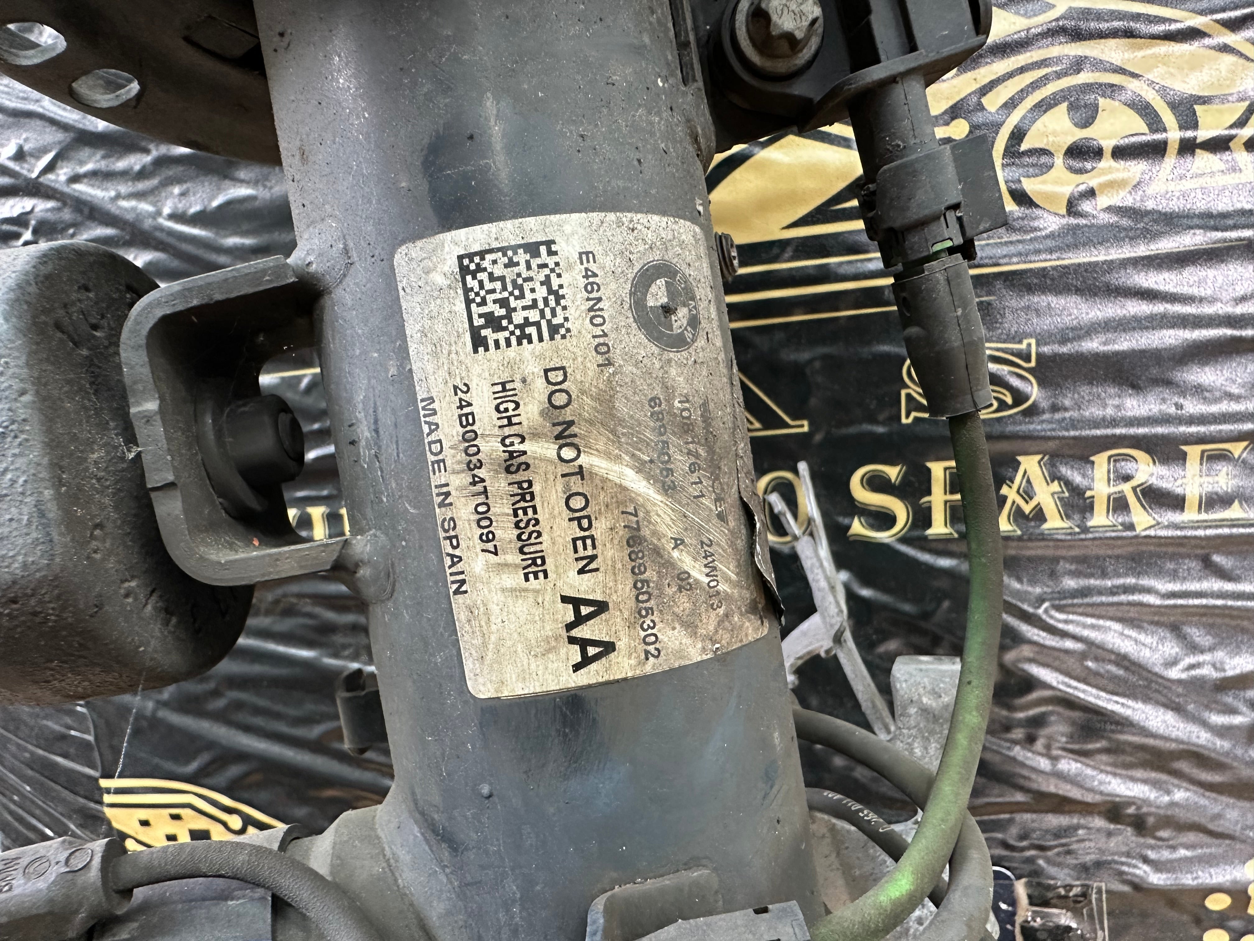 BMW 3 2019–24 Left Side Front Suspension Leg Complete M Sport (6891169 / 10817611)