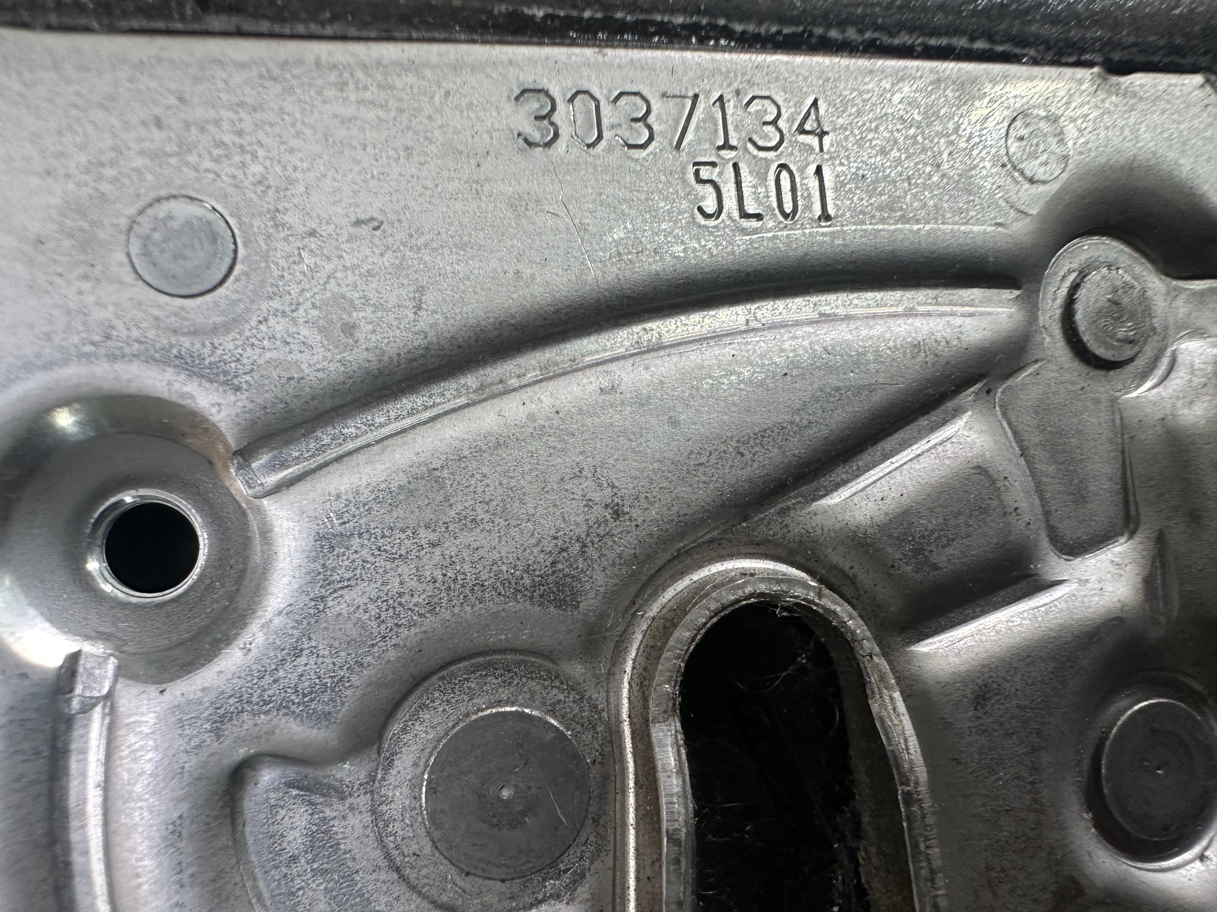 BMW X6 F16 X5 F15 Right Front Driver’s Door Lock & Handle (7362790) (184278-10)