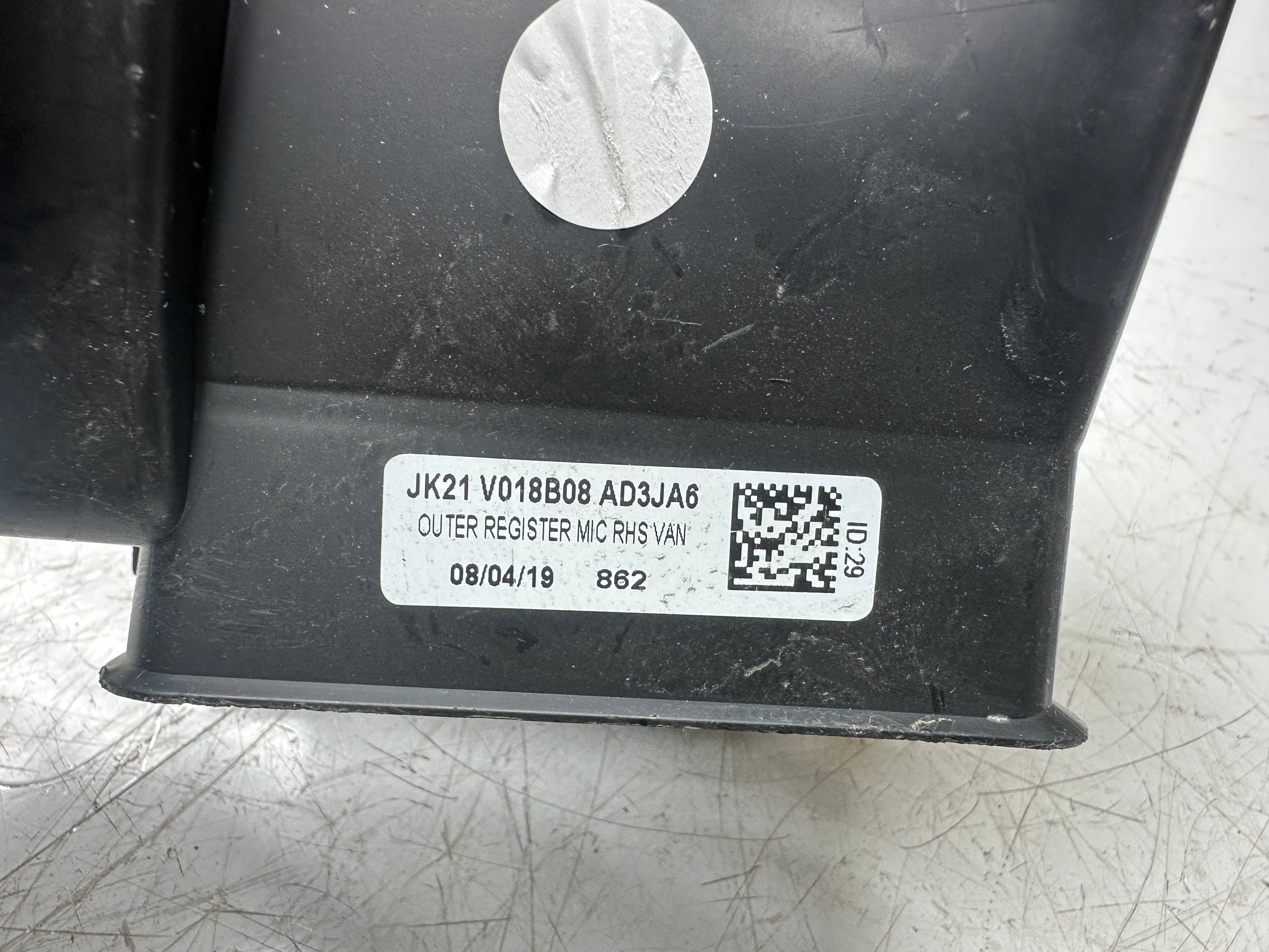 Ford Transit Custom 2019 Right Heater Air Vent (JK21-V018B08-AD3JA6)