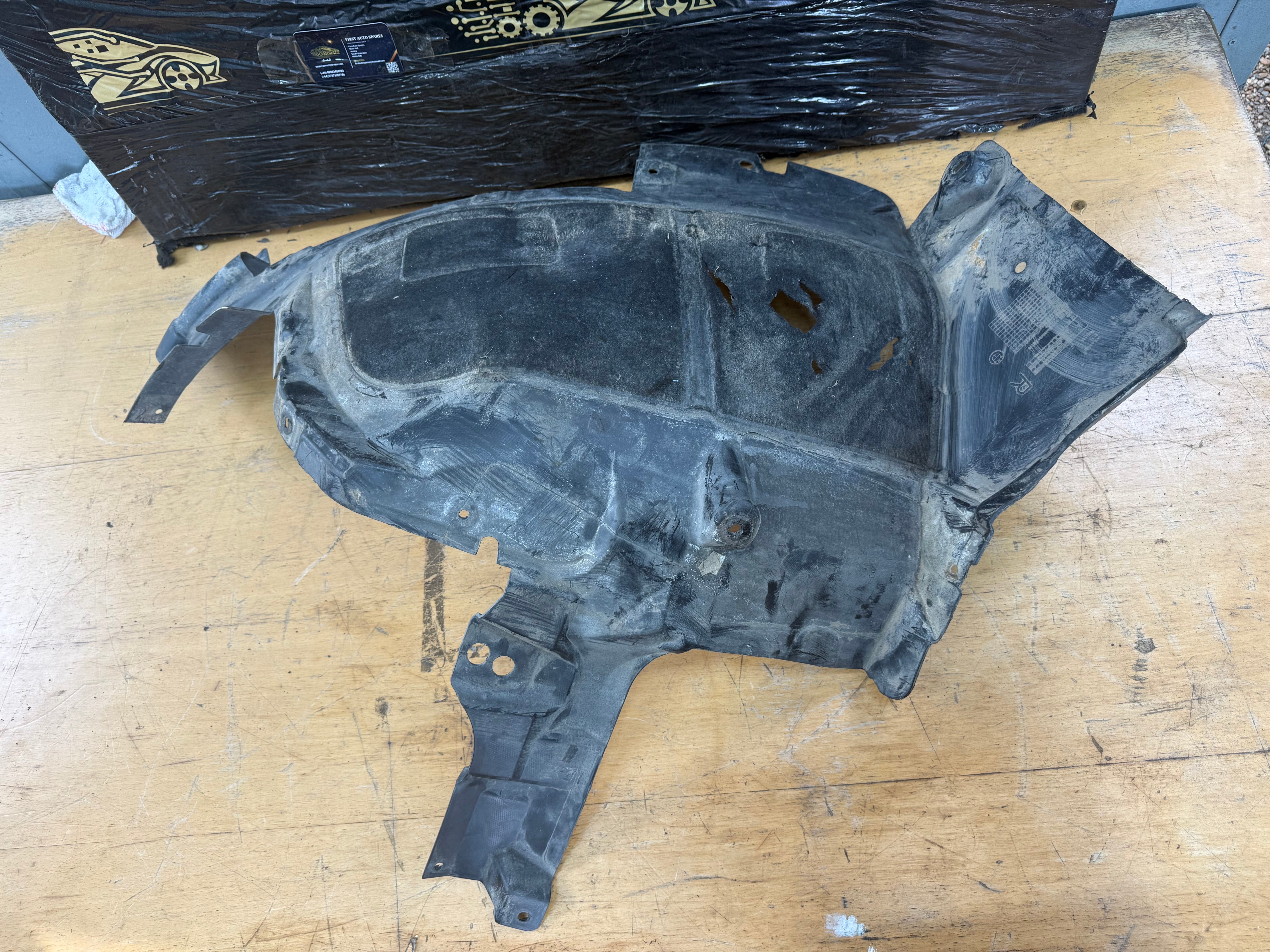 BMW X5 Series F15/F85 Wheel Liner Arch Cover Front/Rear Right O/S (7291198)