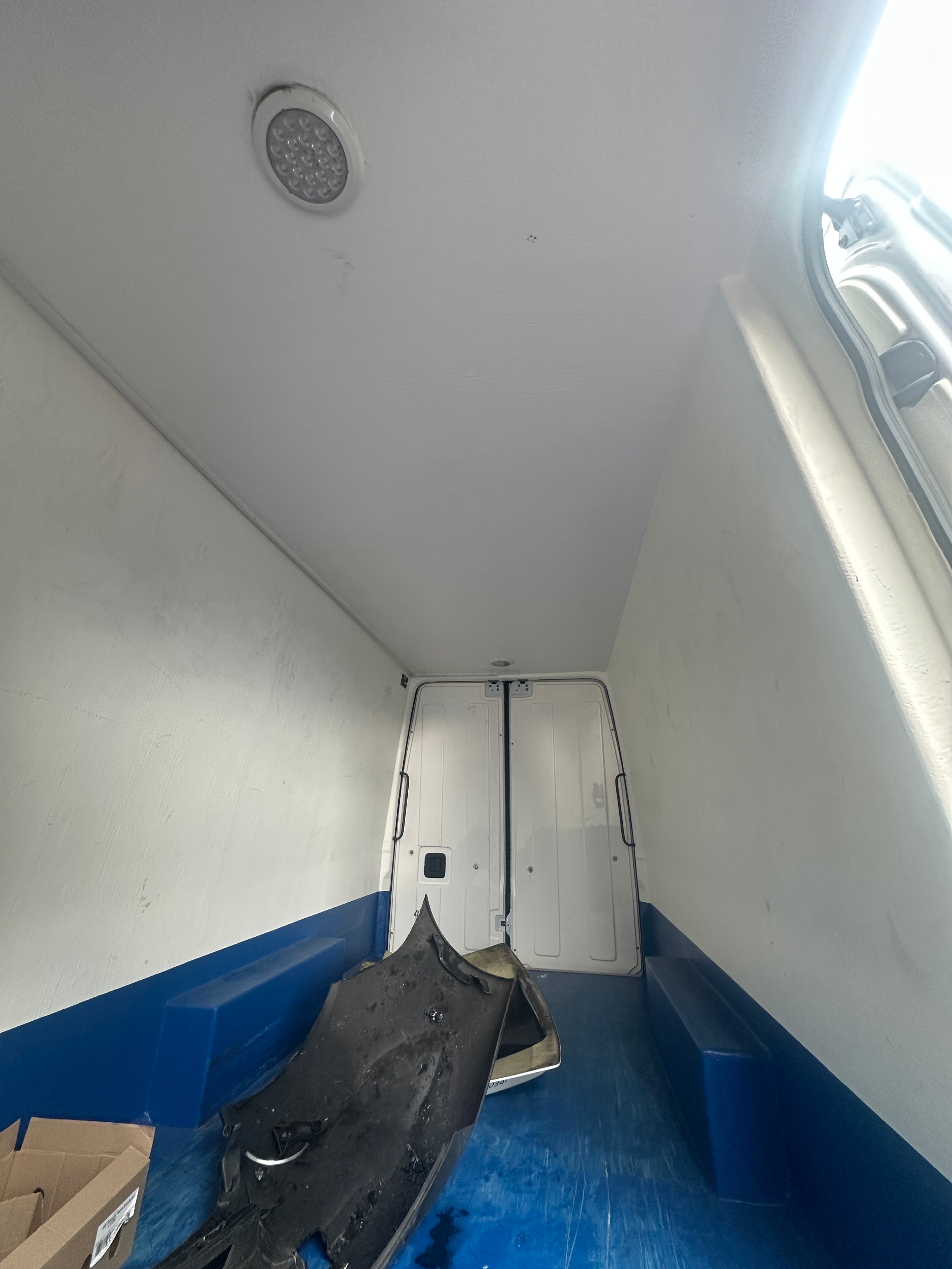 Mercedes-Benz Sprinter 317 Progressive CDI 2.0 Diesel 2023 – For Parts