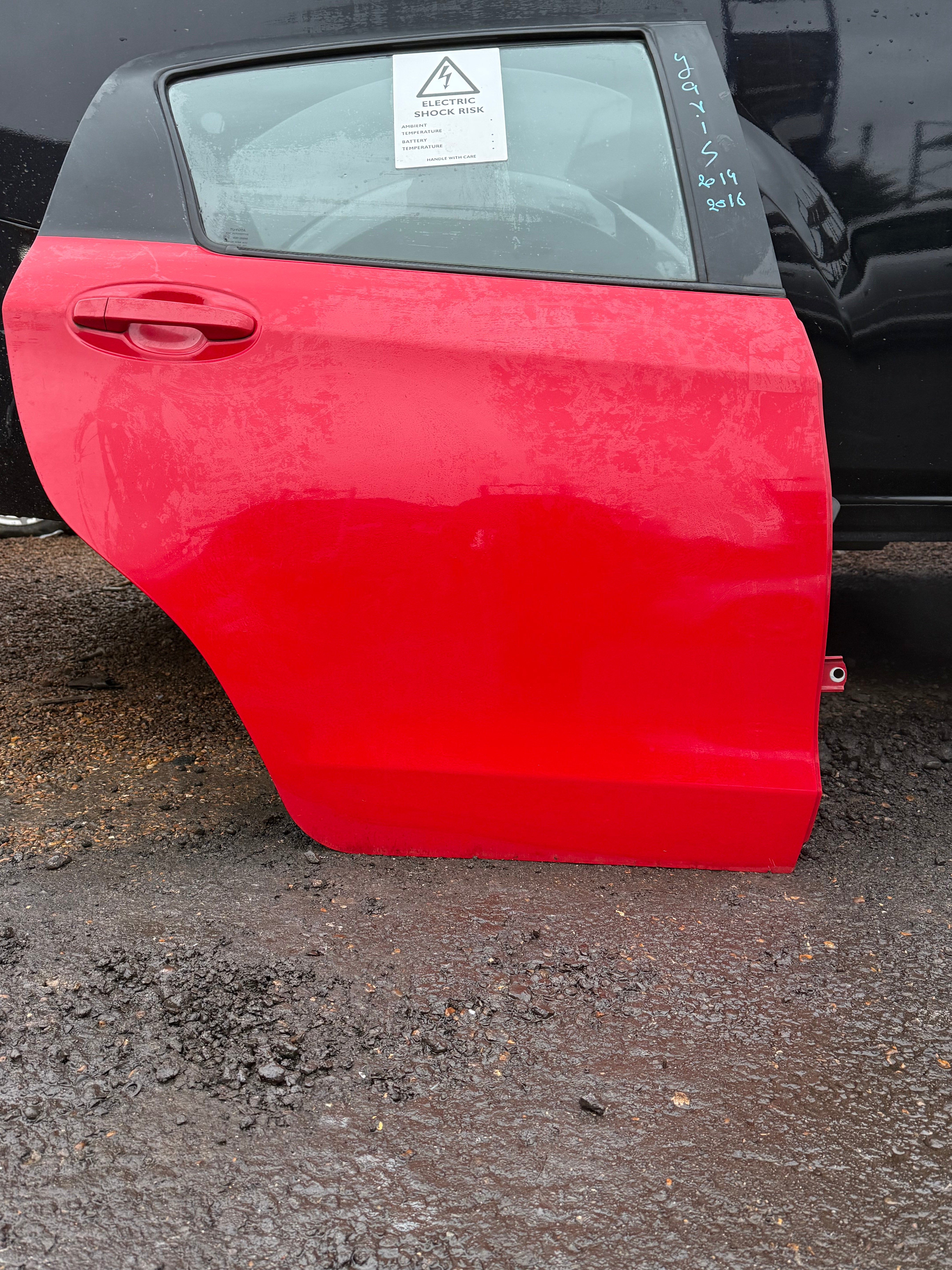 Toyota Yaris 2014-2016 Driver Side Rear Door