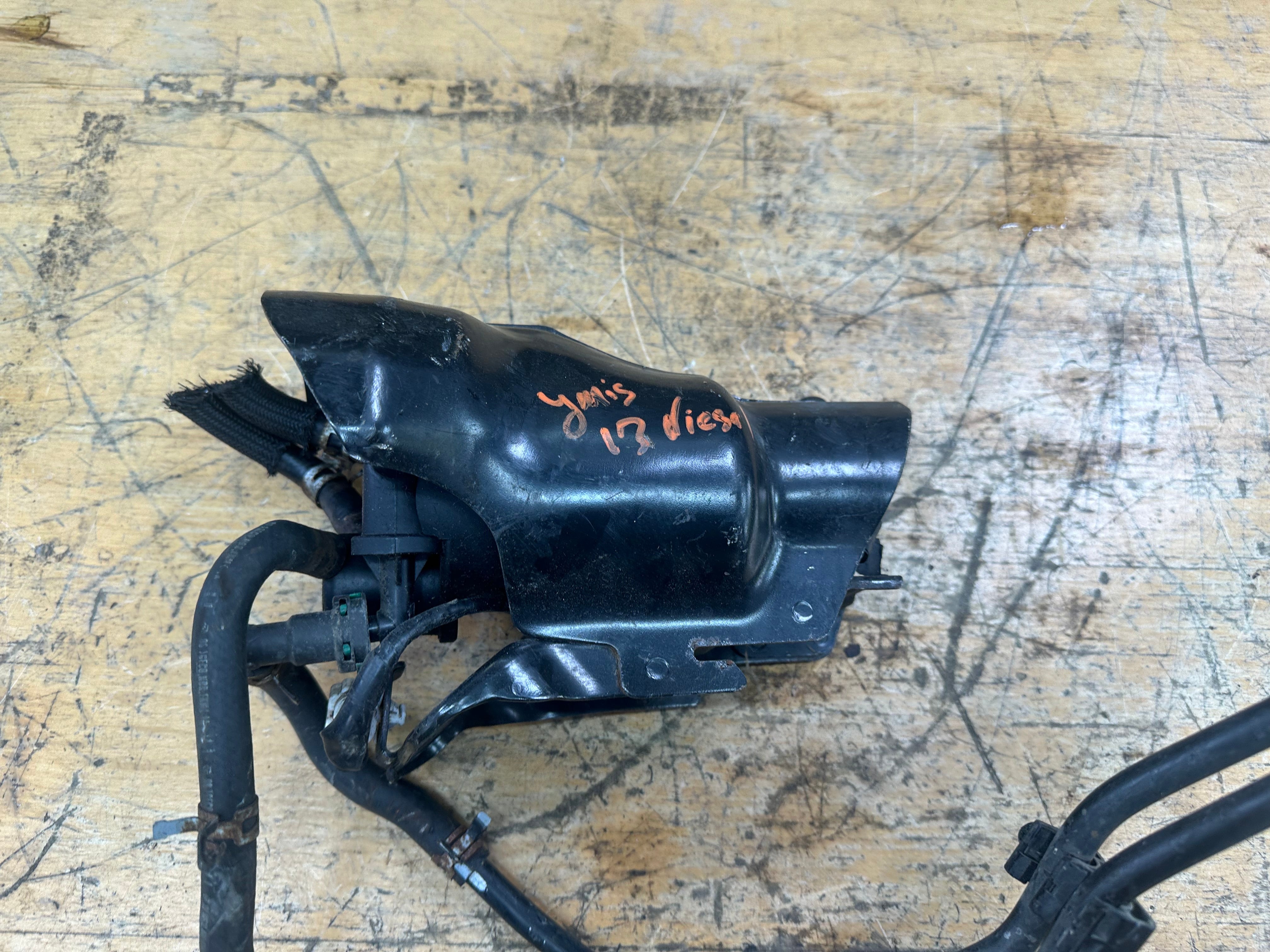 Toyota Yaris 2013 Diesel Fuel Filter Housing