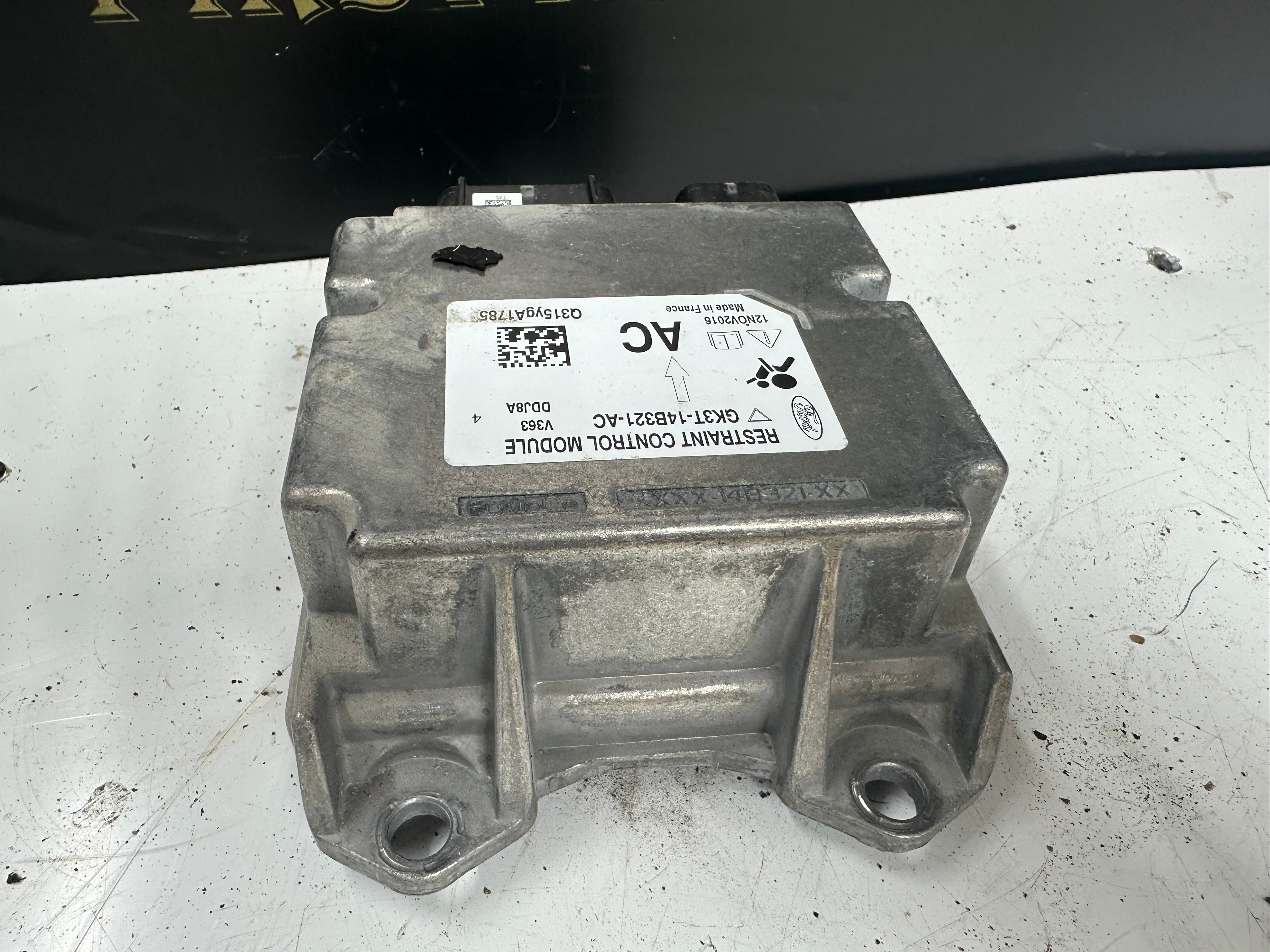 Ford Transit Restraint / Airbag Control Module (GK3T-14B321-AC) (CU5T-14F262-JA)