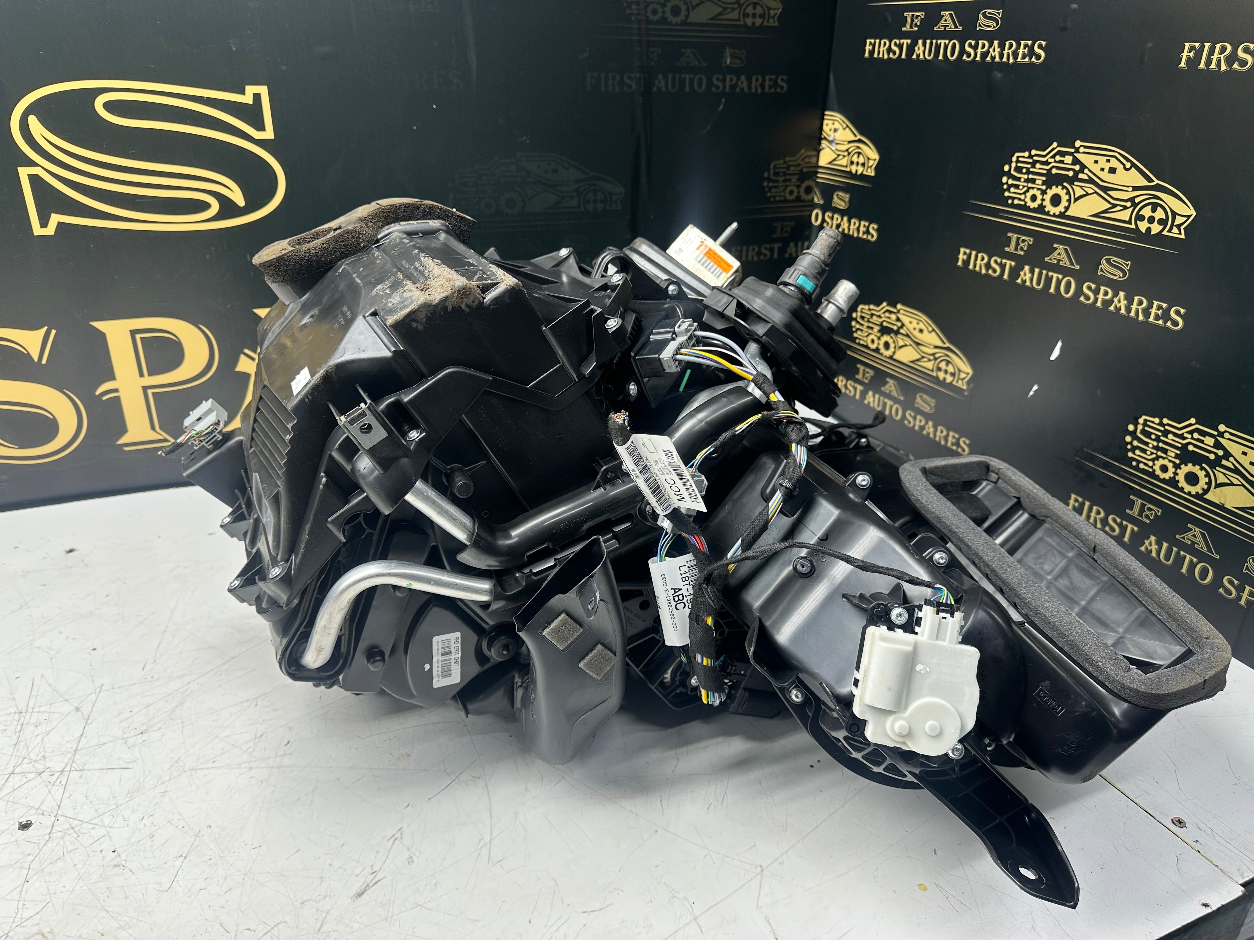 Ford 2021 Heater Matrix / Radiator / Core With A/C (H1BH-19B555-DG)