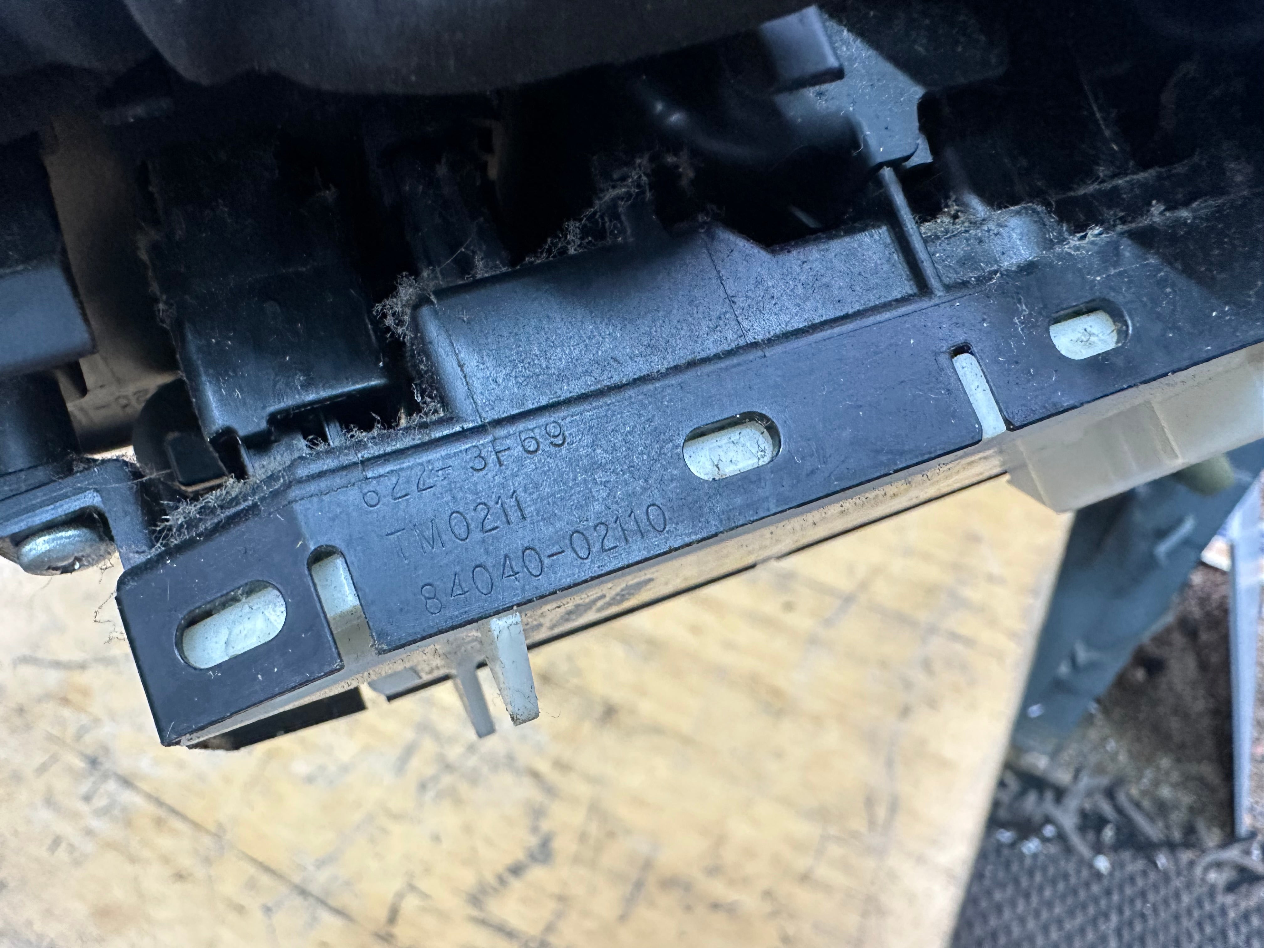 Toyota Auris 2014 Front Right Driver’s Window Control Switch (74231-02D30)