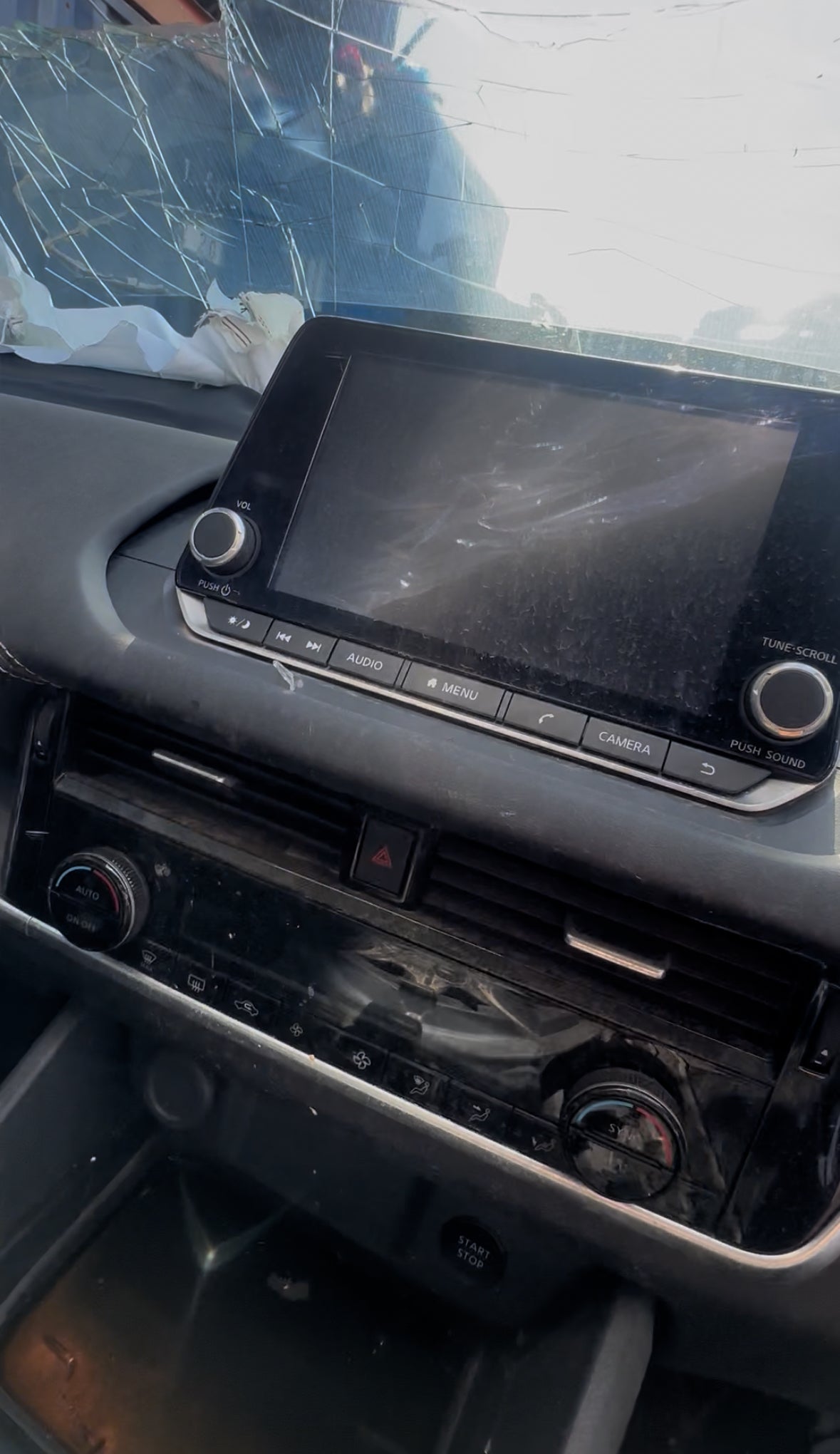 Nissan Qashqai 2022 (Breaking) - Price Is For Wheel Nut Only