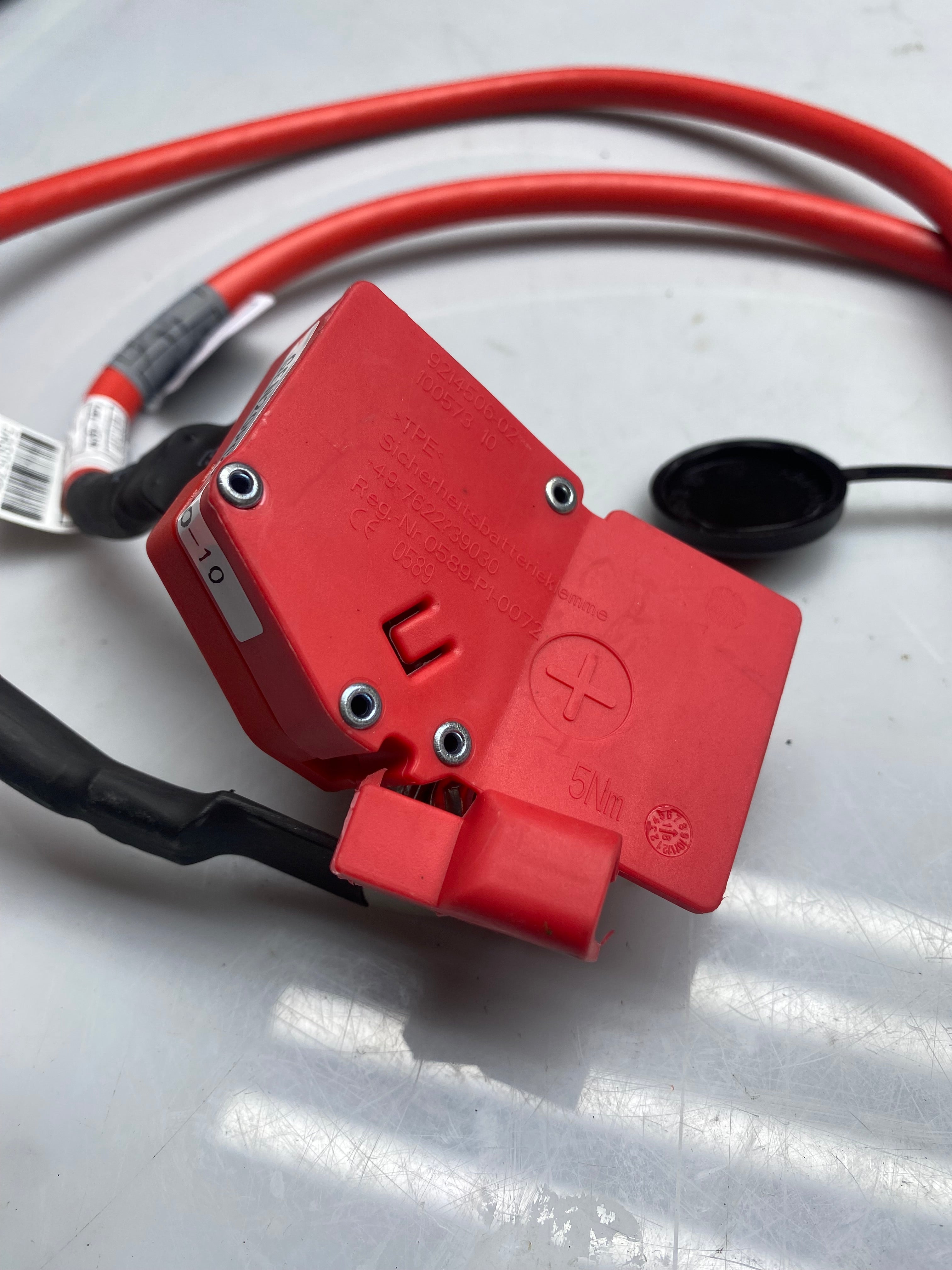 BMW 1 Series F20 LCI 116d Battery Positive Terminal Connector – 2017–2019 (6830807)