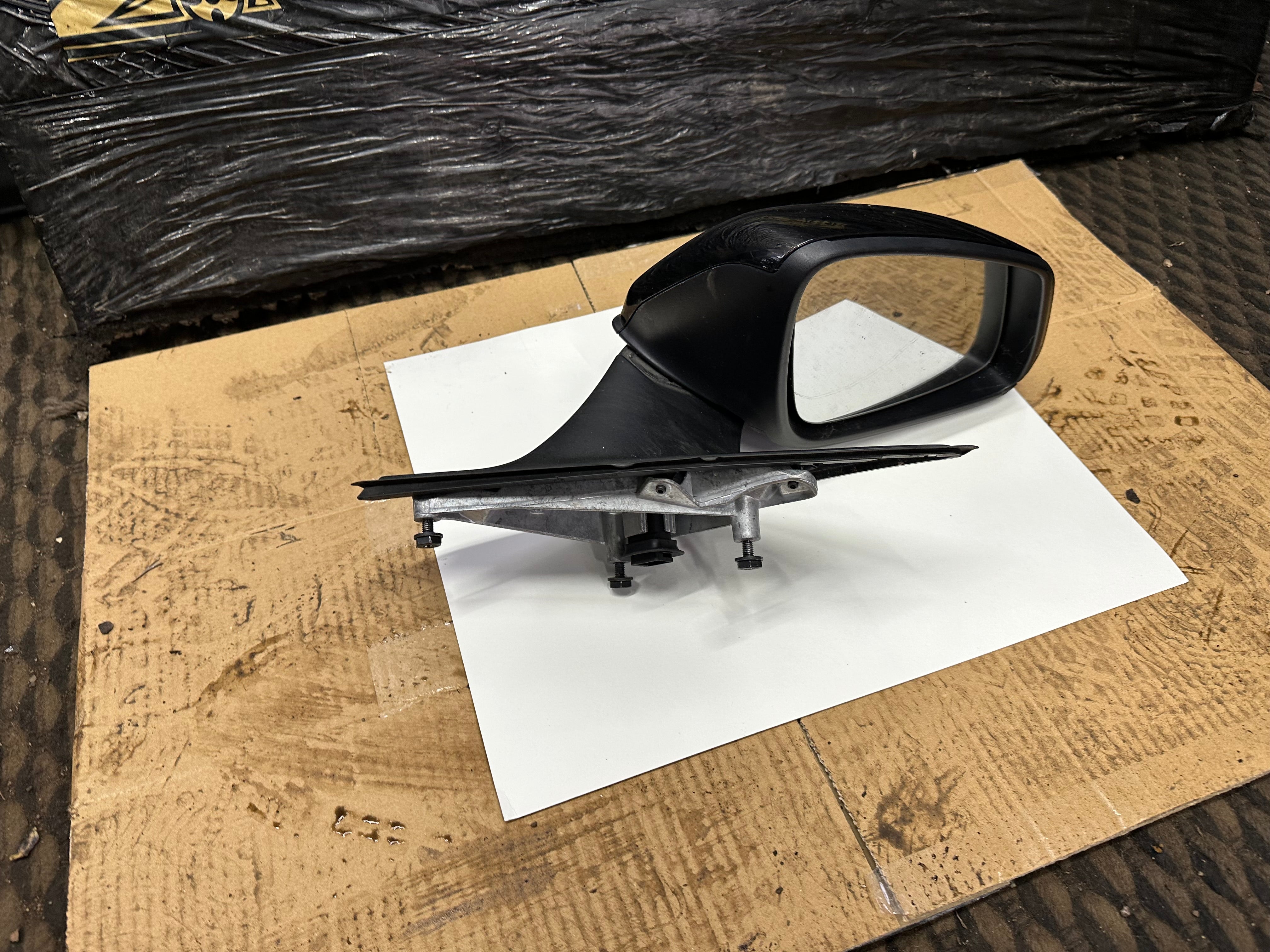 BMW 1 Series F40 Driver’s Right Wing Mirror – 6-Pin Plug (F0192108RLR1)