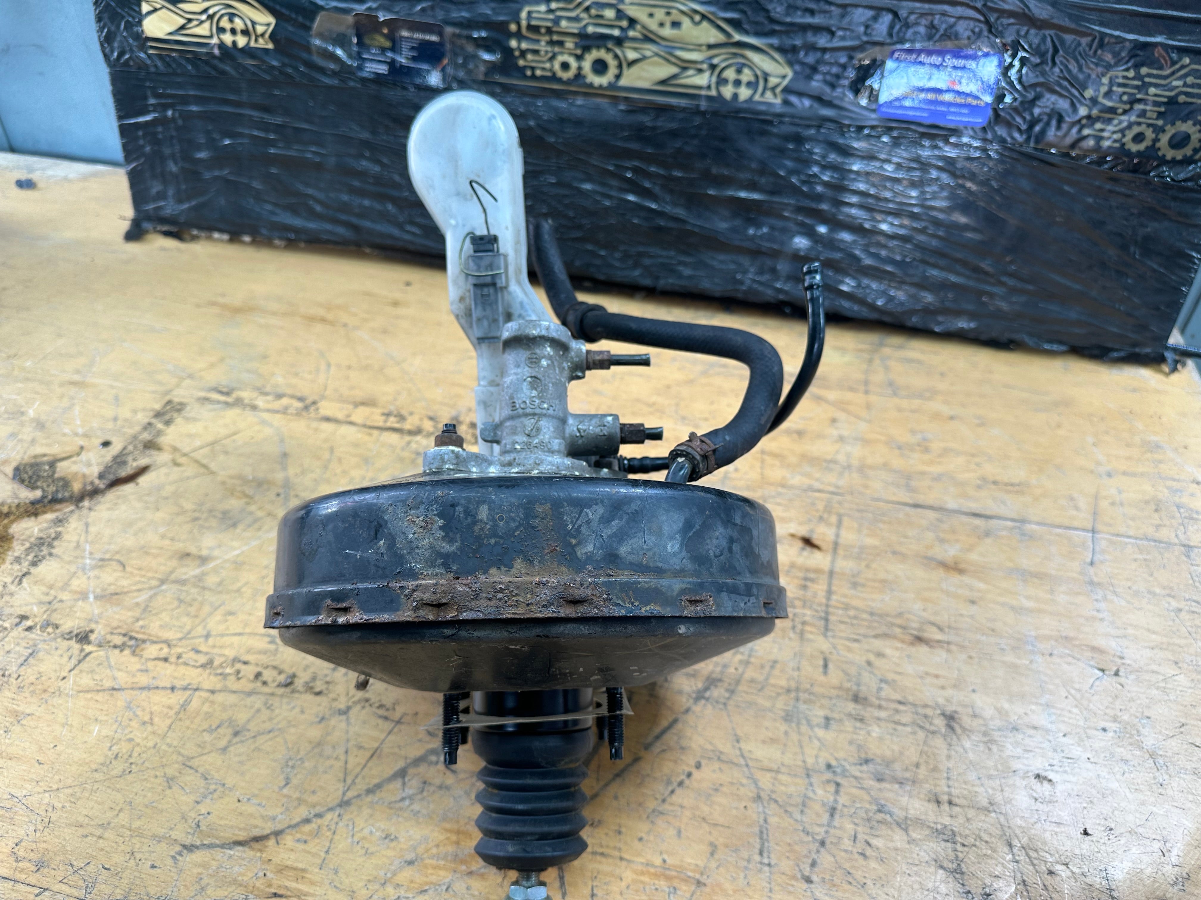 Mazda 2009 1.2 Petrol Brake Servo and Cylinder (D01N43800) (0204023726)