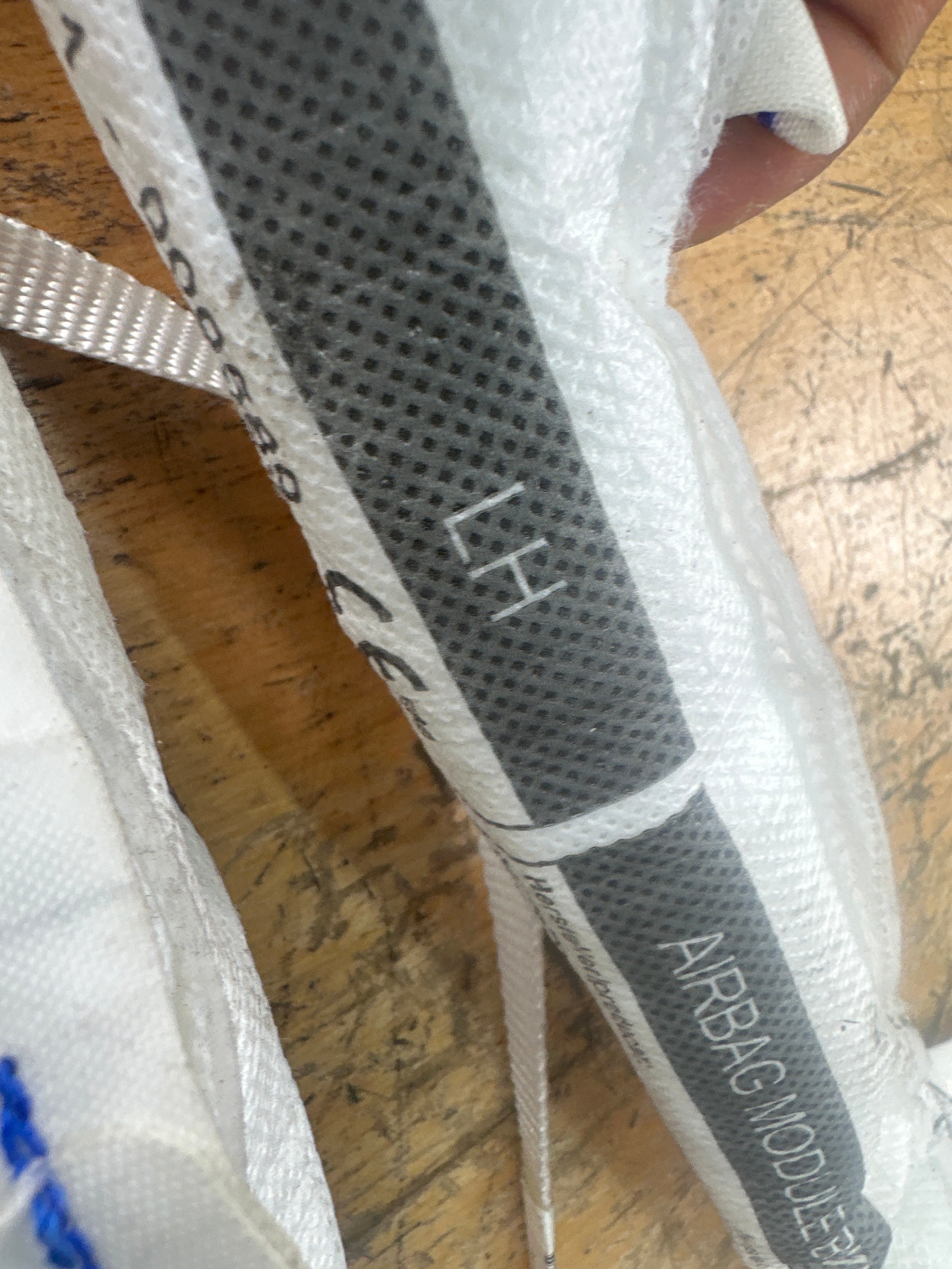 BMW 5 Series Left Roof Curtain Airbag (84737251713) (19B071105436) (0589-P1-000589)