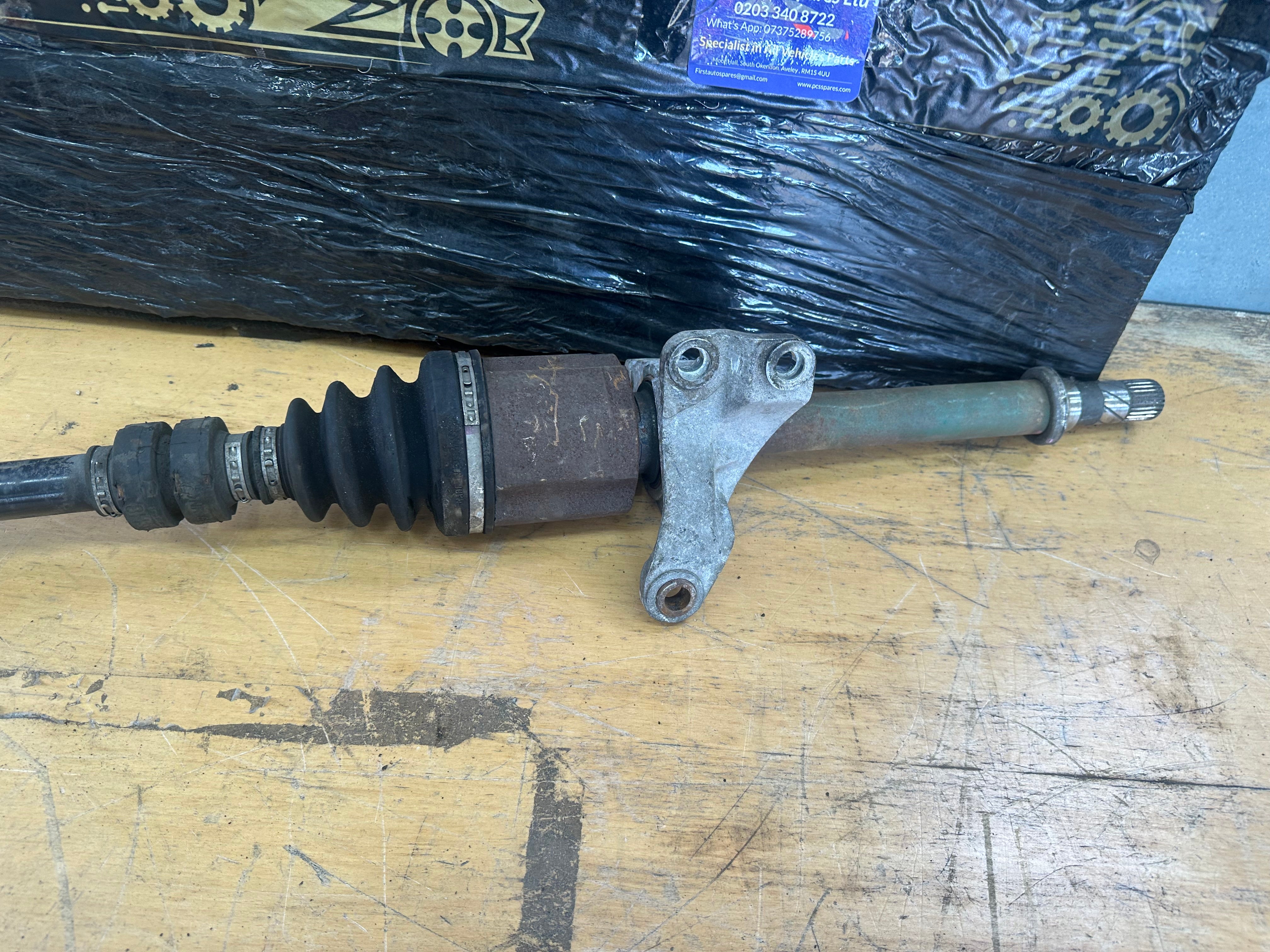 Nissan Qashqai 2013 Driveshaft Right Driver Side O/S (39100BB32B) (EBJ100MBP122F)