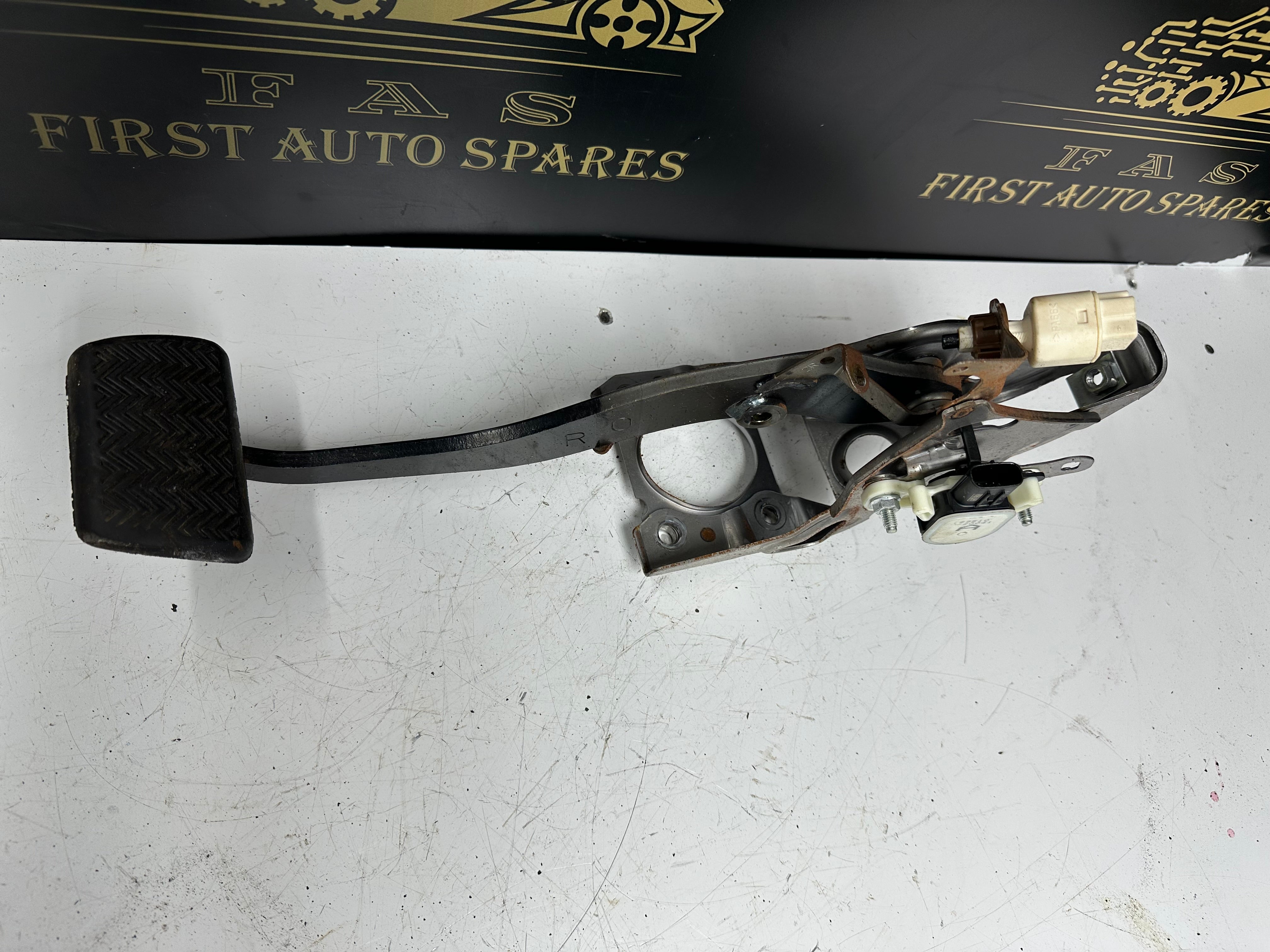 Toyota Prius Plus 2012-2017 Hatchback Brake Pedal and Sensor (89510-20041)