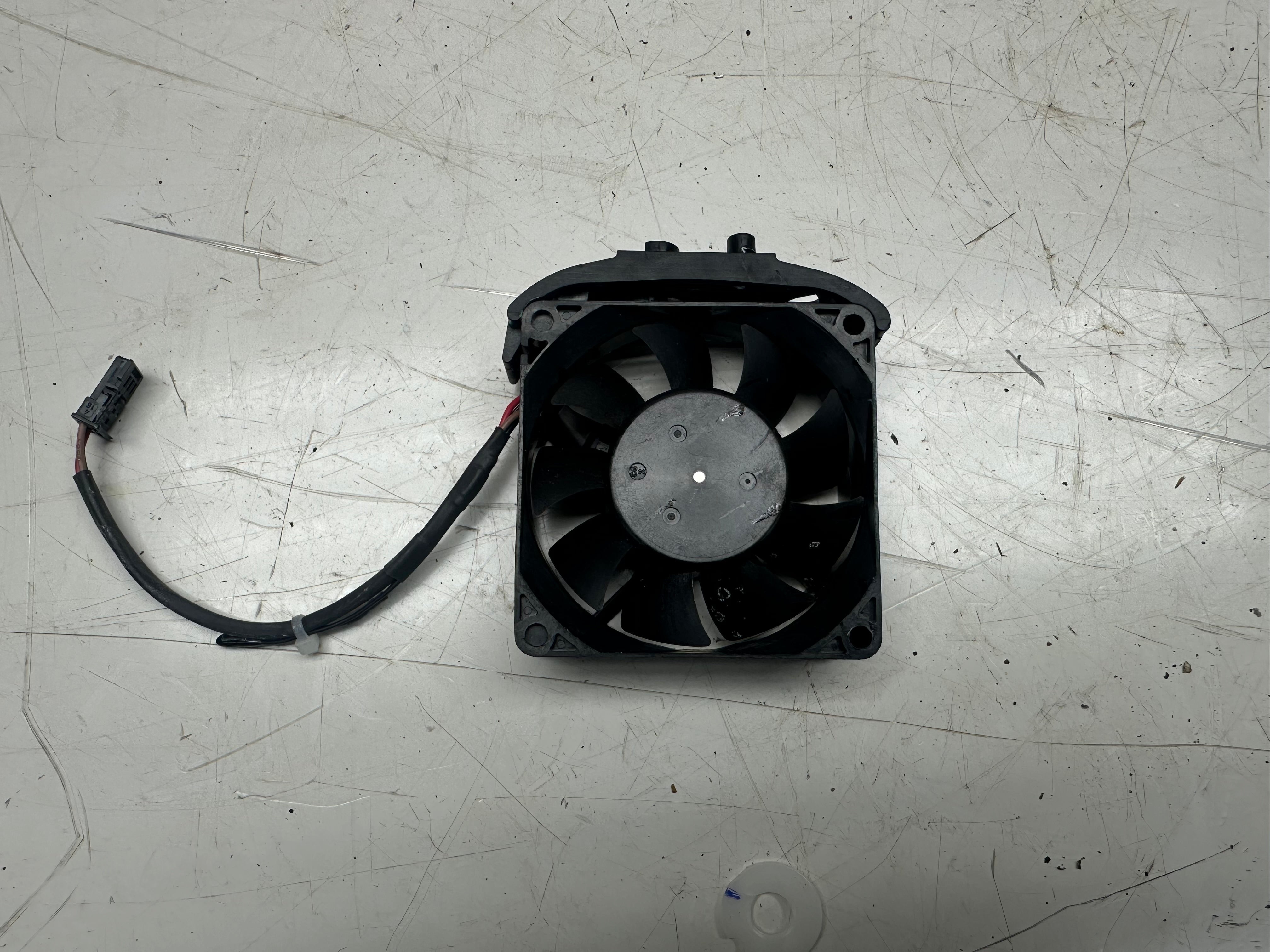 BMW i3 REx 2018–2022 Amplifier Cooling Fan Blower (6515 6983075-02)