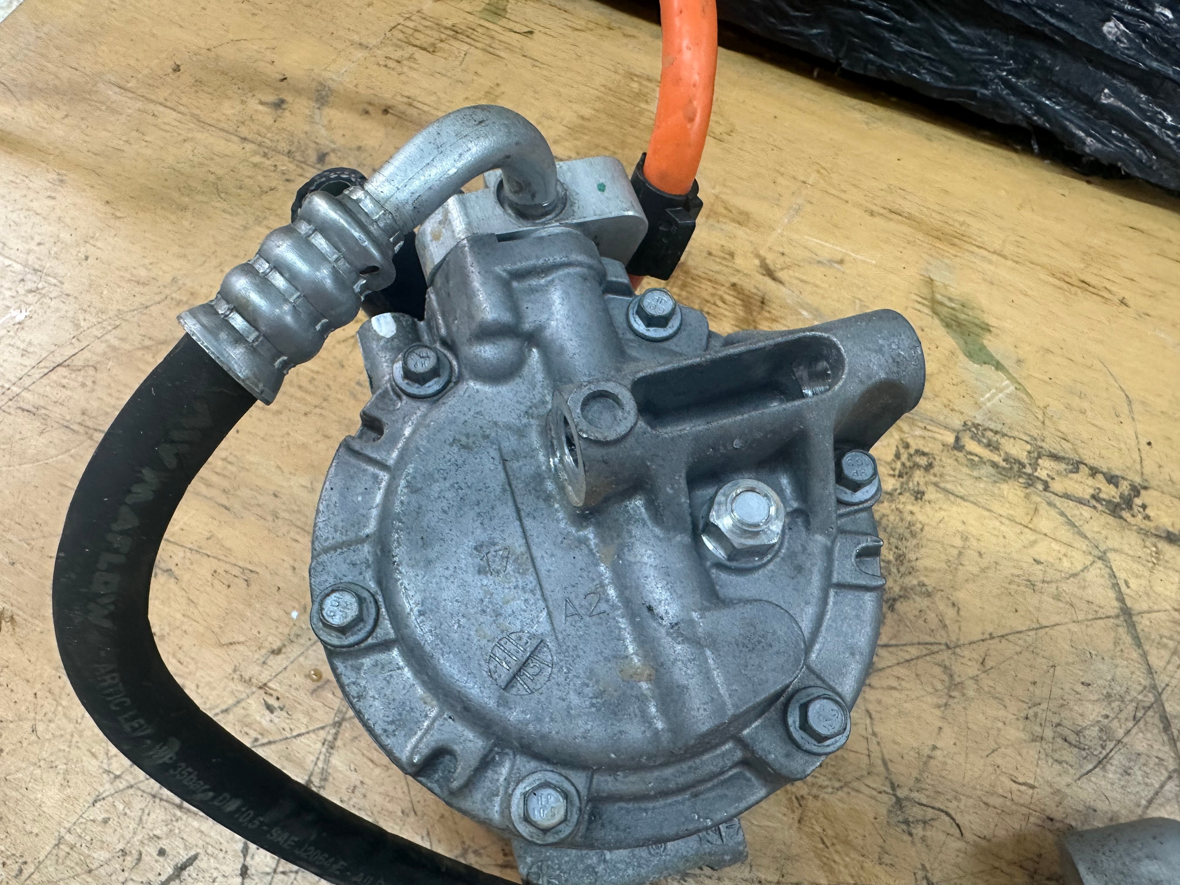 BMW 3 Series G20 2012-2019 A/C Hybrid Compressor Pump (9364872) (6452-9364872-03)