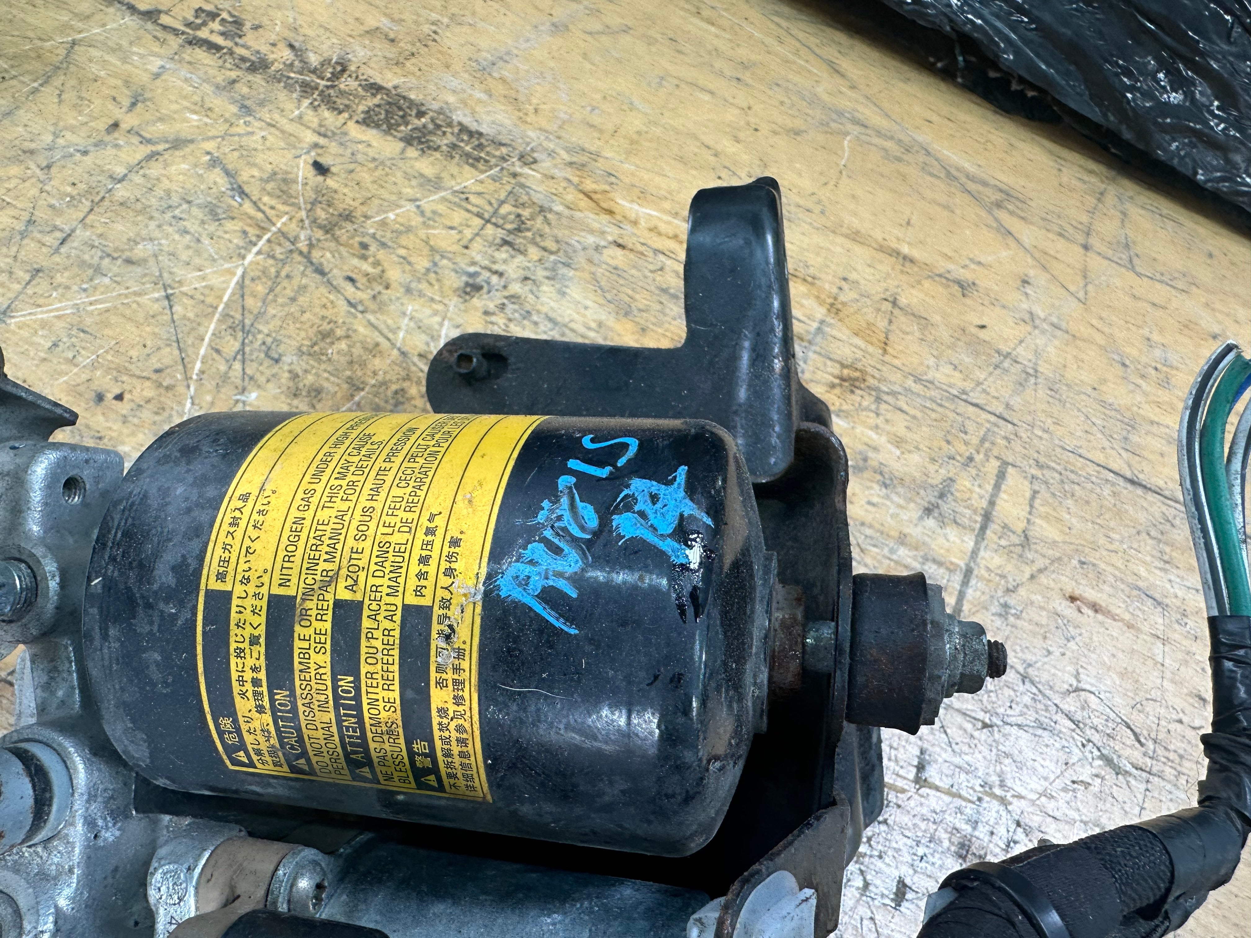 Toyota Auris 2010-2019 1.8 ABS Pump Brake Booster Actuator (47070-12010)