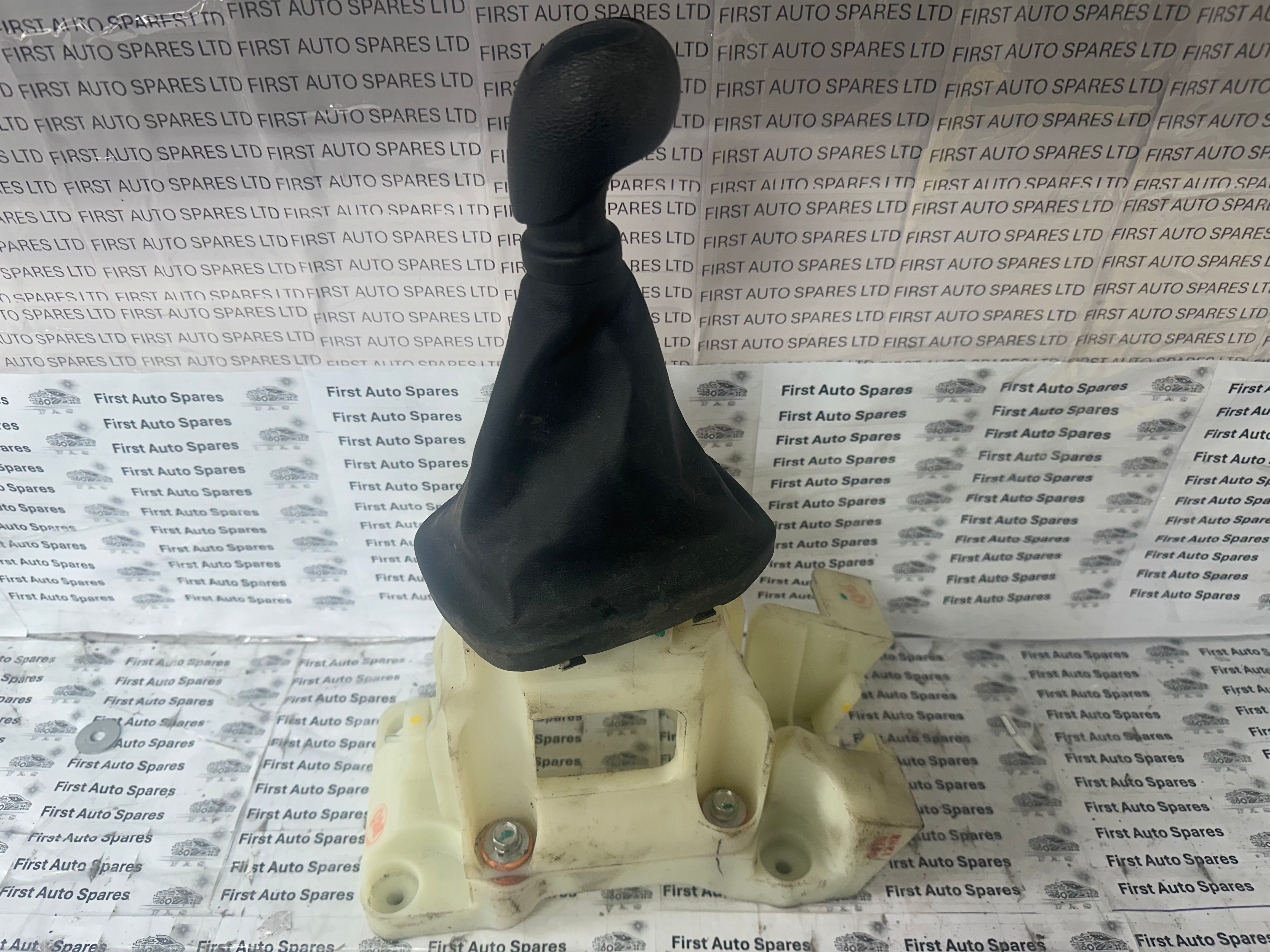 Hyundai i10 2016 & Kia Manual Gear Selector MK3 2016 (43700-XXXXX)