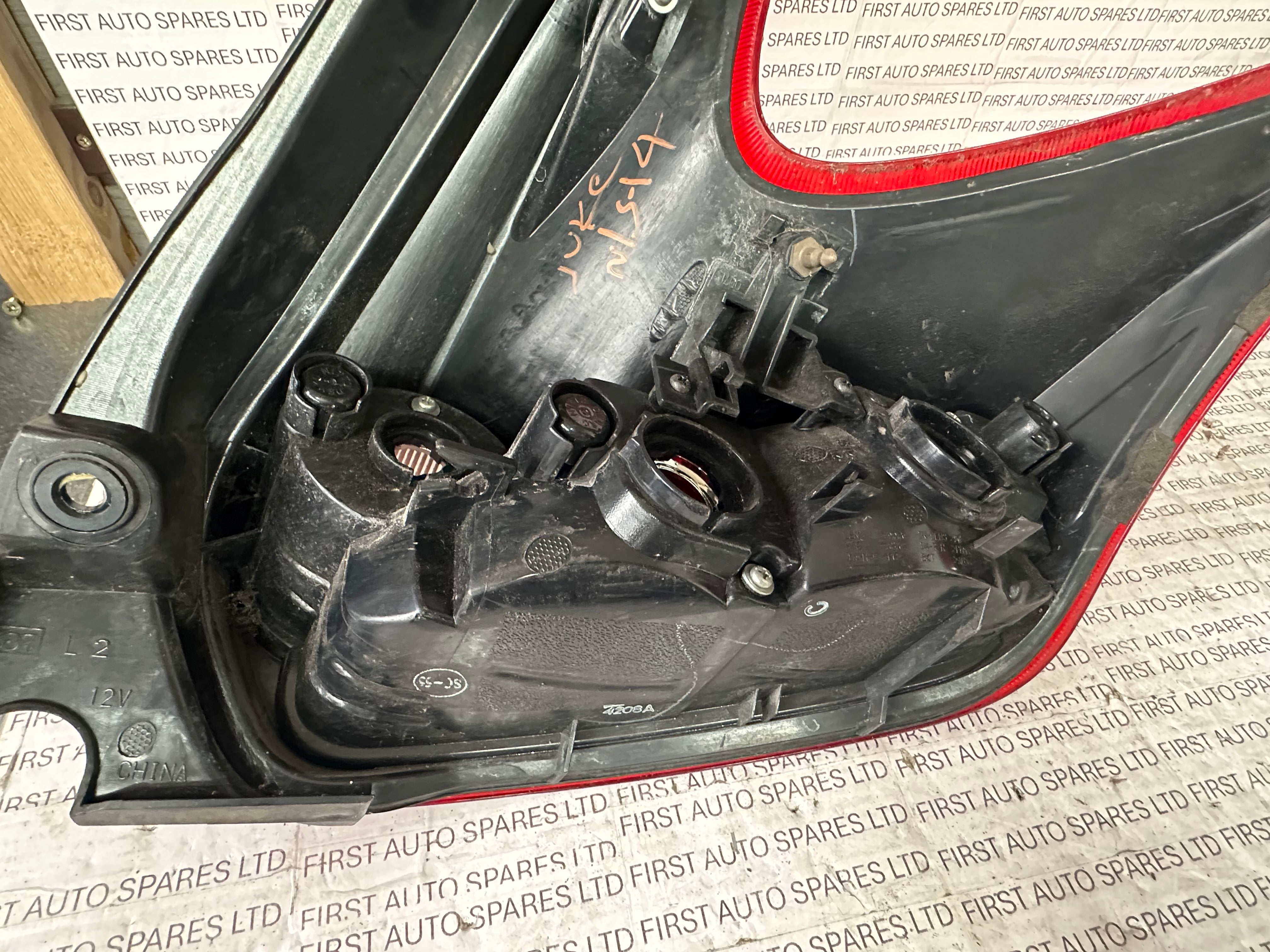 Nissan Juke 2010 - 2014 Left Rear Tail Light