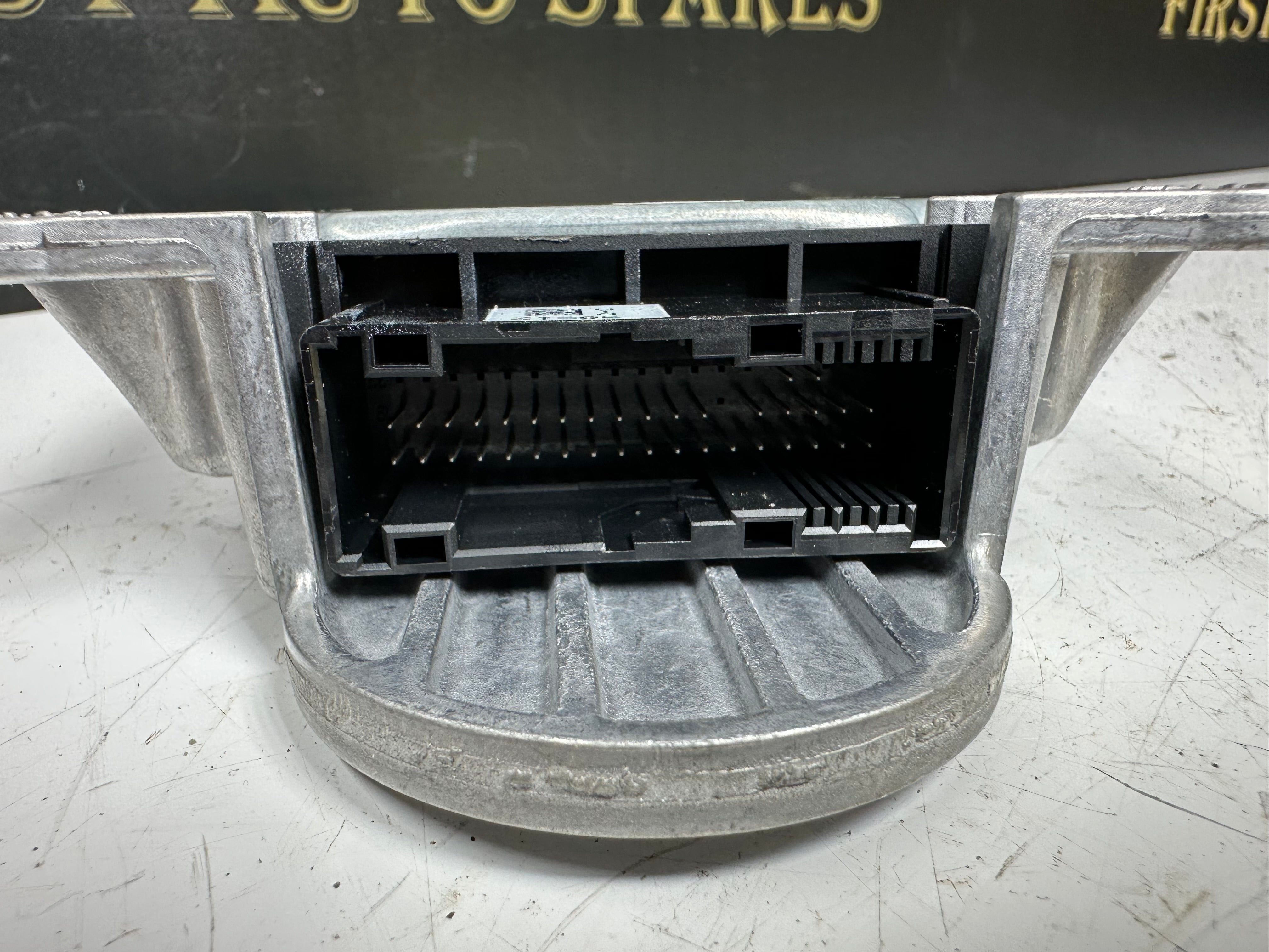 BMW X5 X6 F15 F16 F85 F86 Airbag Control Module (3452 6878195) (026502016)