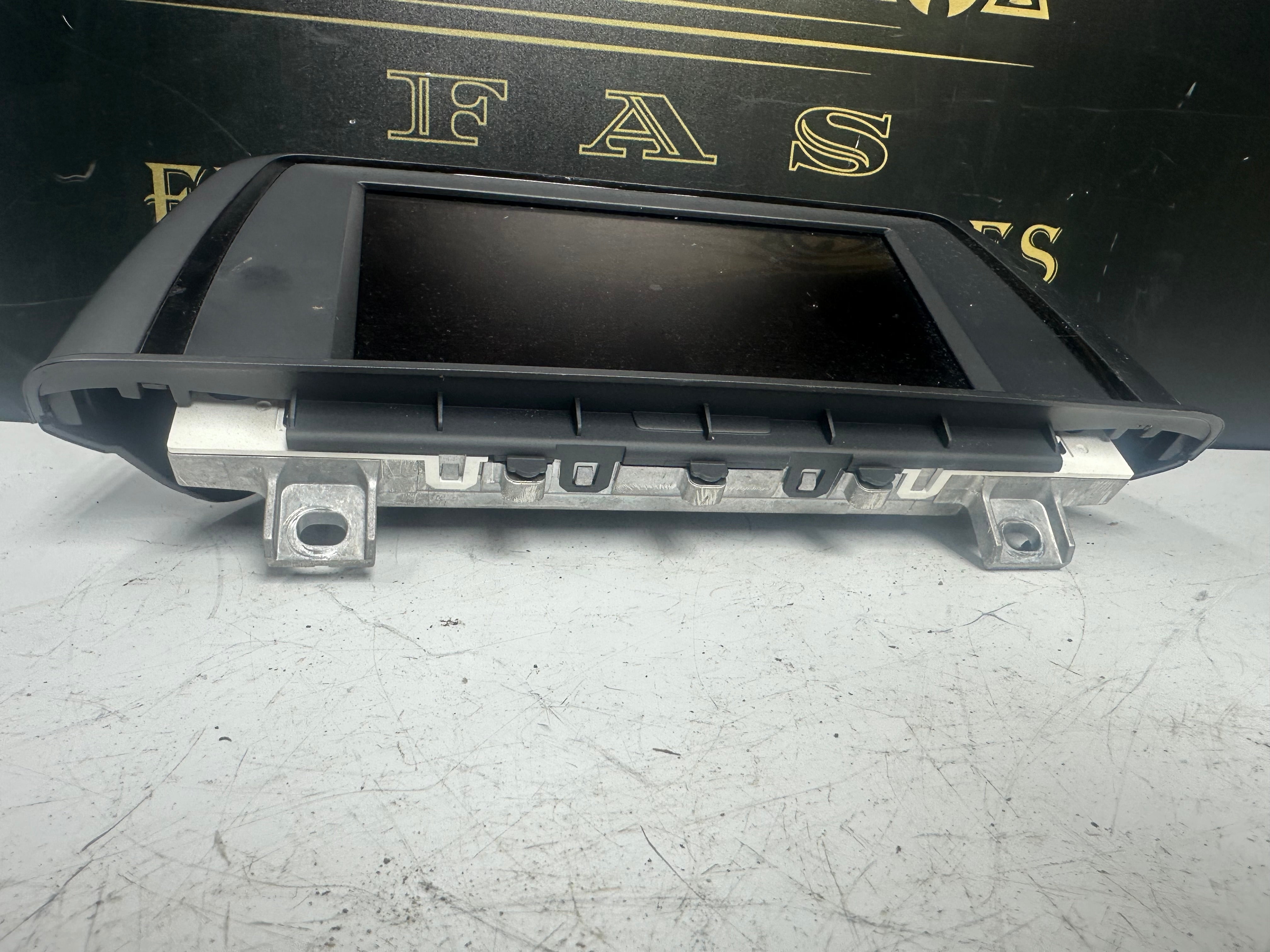 BMW 1 Series F20 F21 Dashboard Display Screen (65509237539-03) (9237539 03 A)