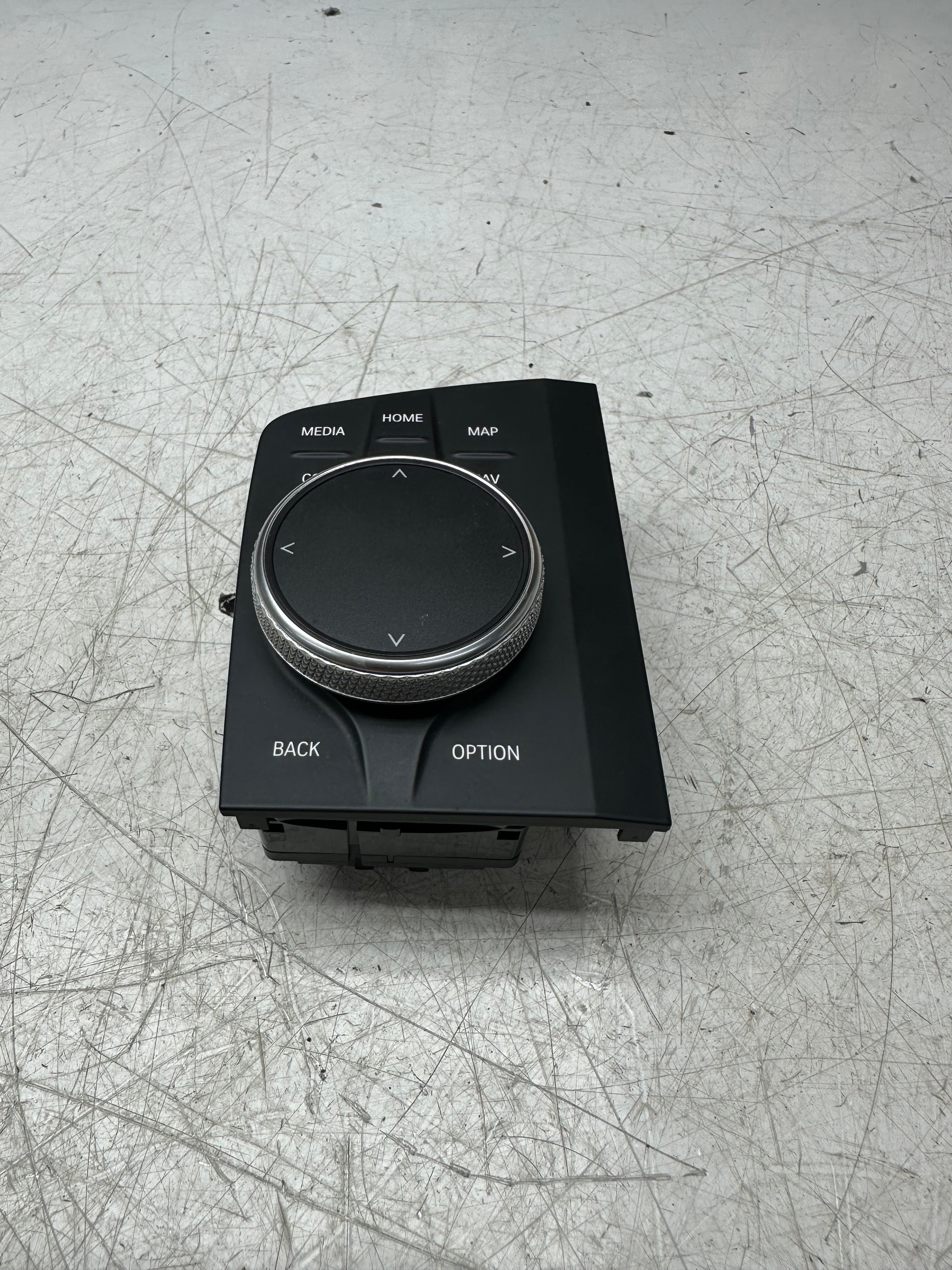 BMW 1 Series F40 Menu Navigation Switch 65829423197 – 2019–2024