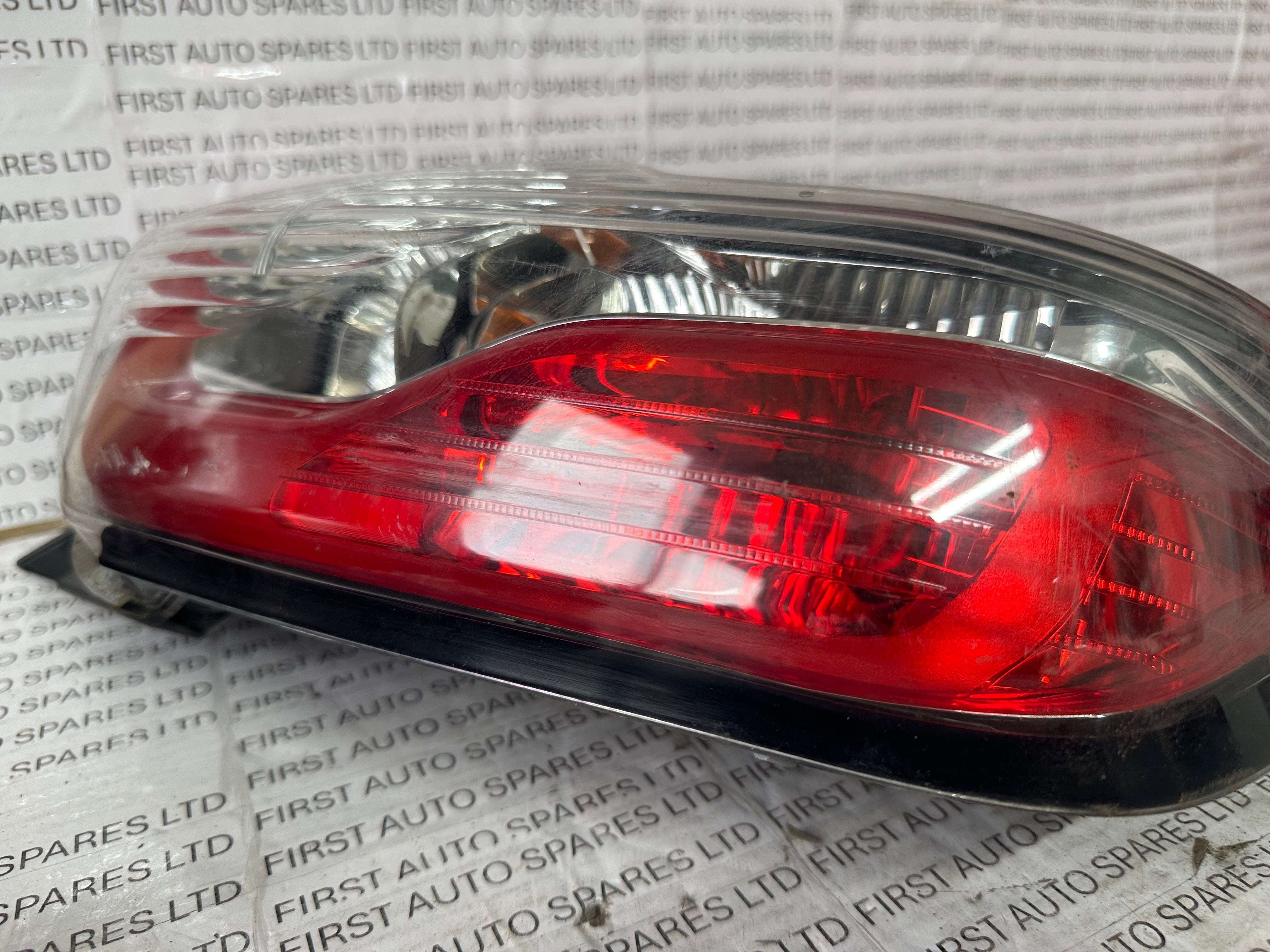 Nissan Juke MK1 F15 2016 Right Rear Tail Light (26550 BV80A RJK14)