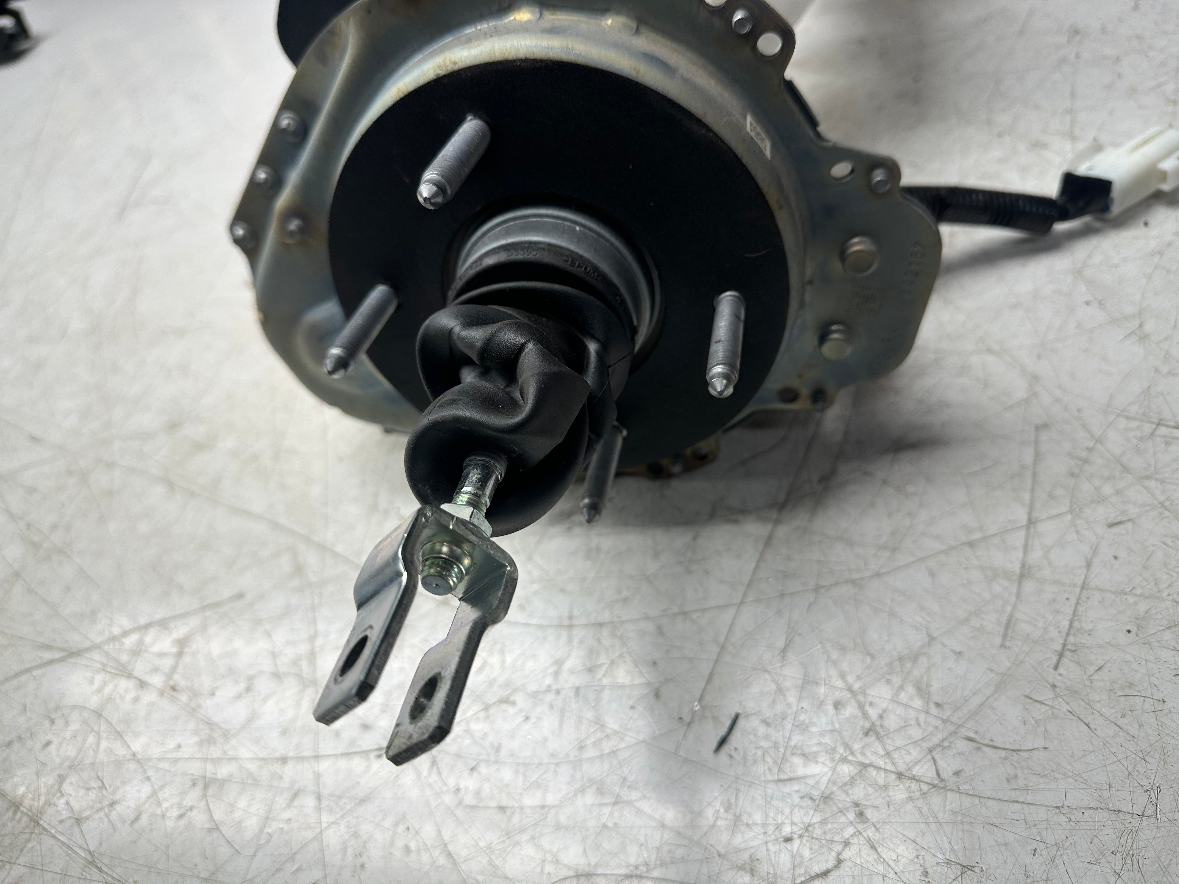 Toyota Yaris XP210 Hybrid 2020–2023 Brake Cylinder & Servo (47210-0D040)