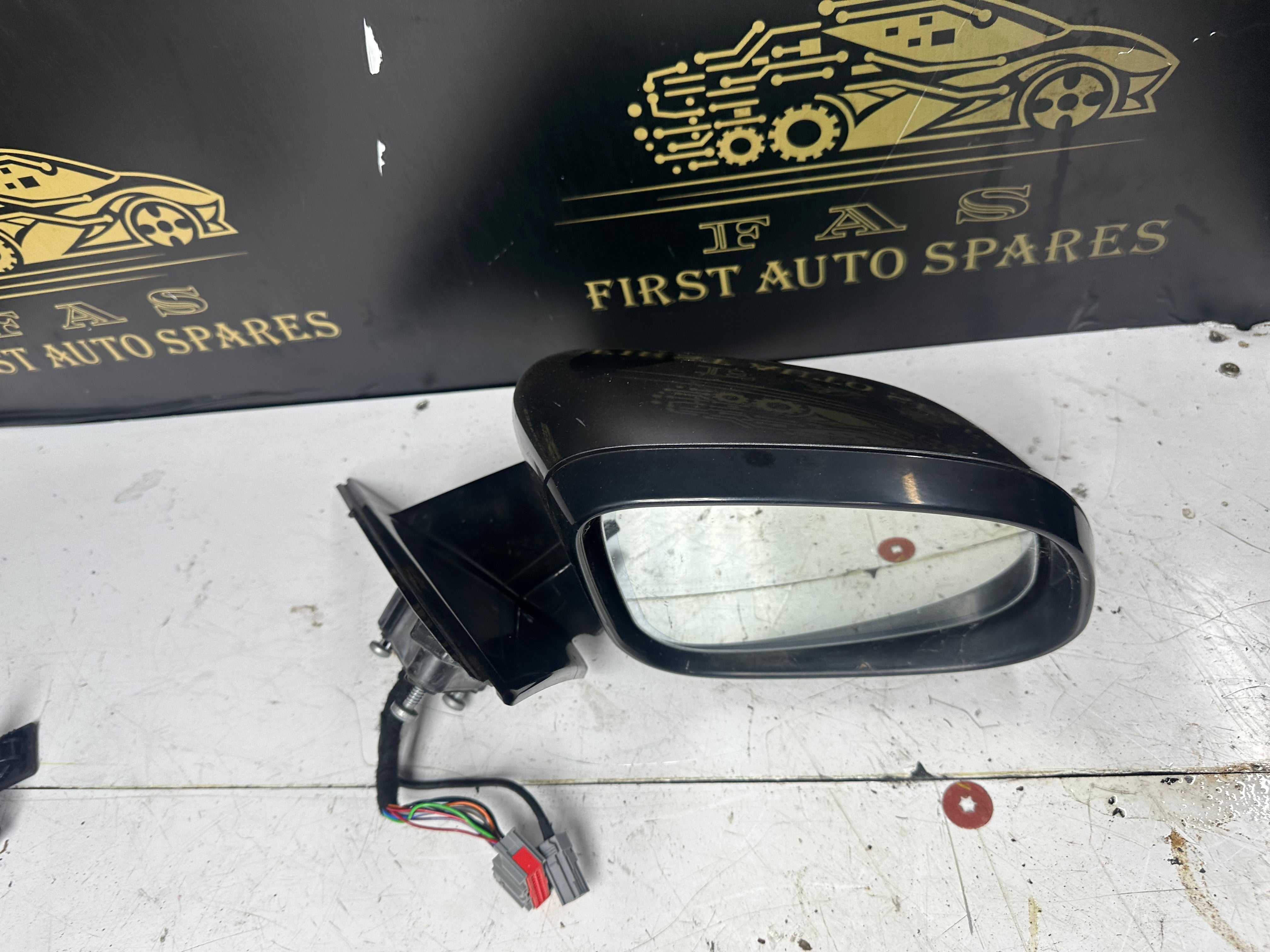 Jaguar XF 2018 O/S Driver Side Wing Mirror with Camera (2128.5002)