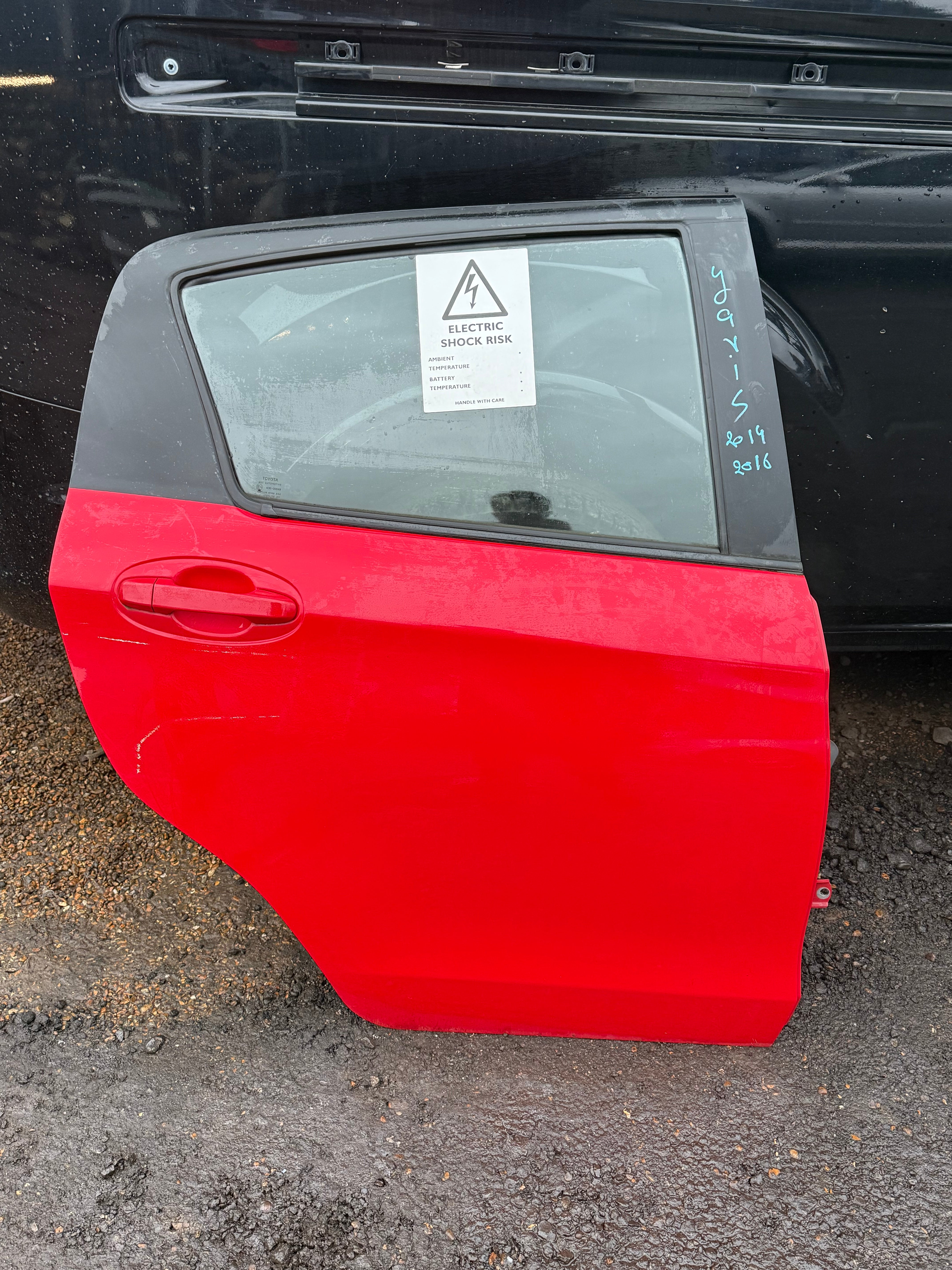 Toyota Yaris 2014-2016 Driver Side Rear Door