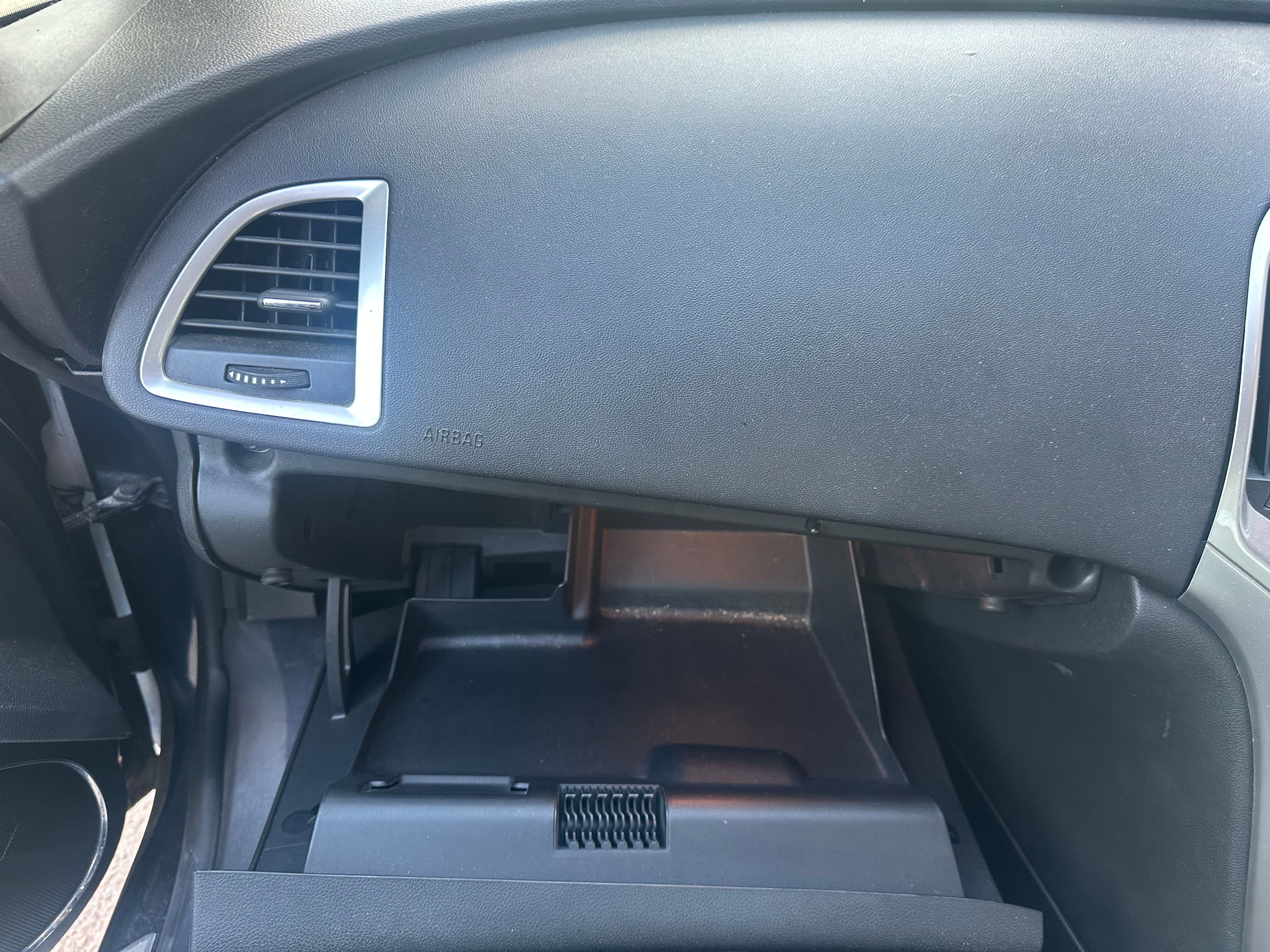 Vauxhall Astra SRi CDTi 2010 For Parts or Full Vehicle Sale (Price For A Wheel Nut Only)