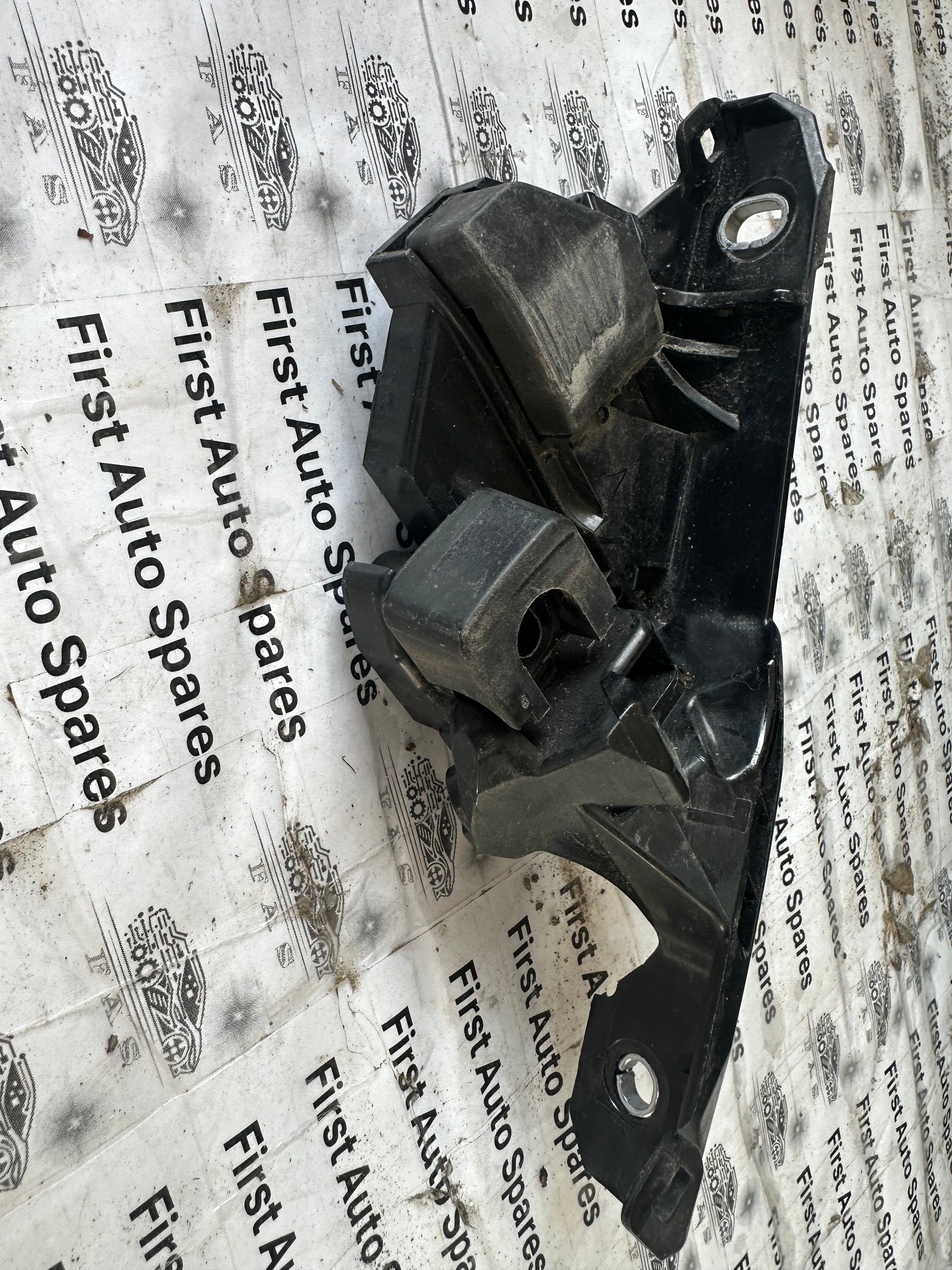 BMW 3 Series 2020 G21 Rear Trunk Left Hatch Wedge (5124-7453425)