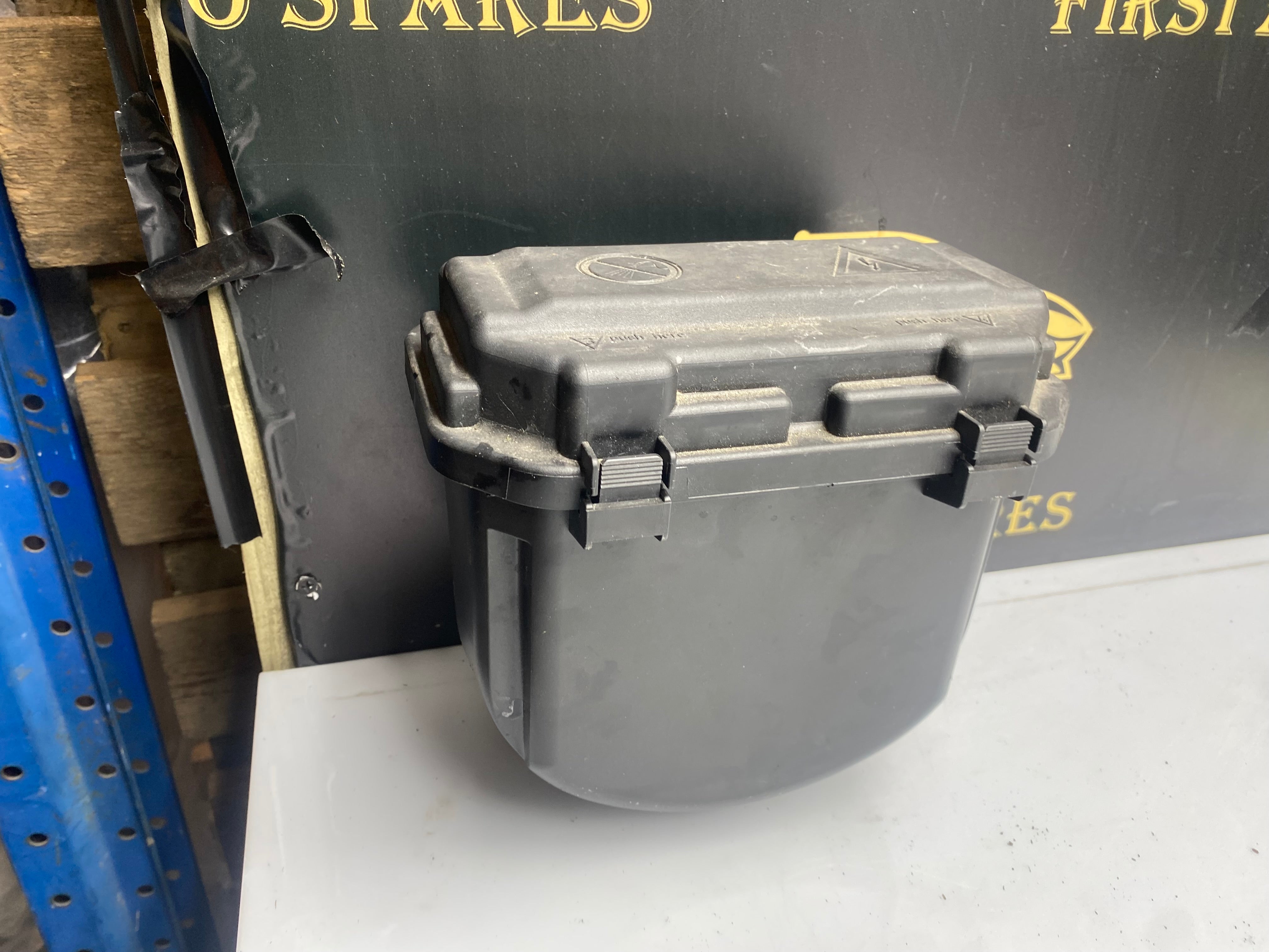 BMW 1/2/3/4 Series F20 F21 F22 F23 F30 F31 F32 F33 F36 Fuse Box 2016 (9224872)