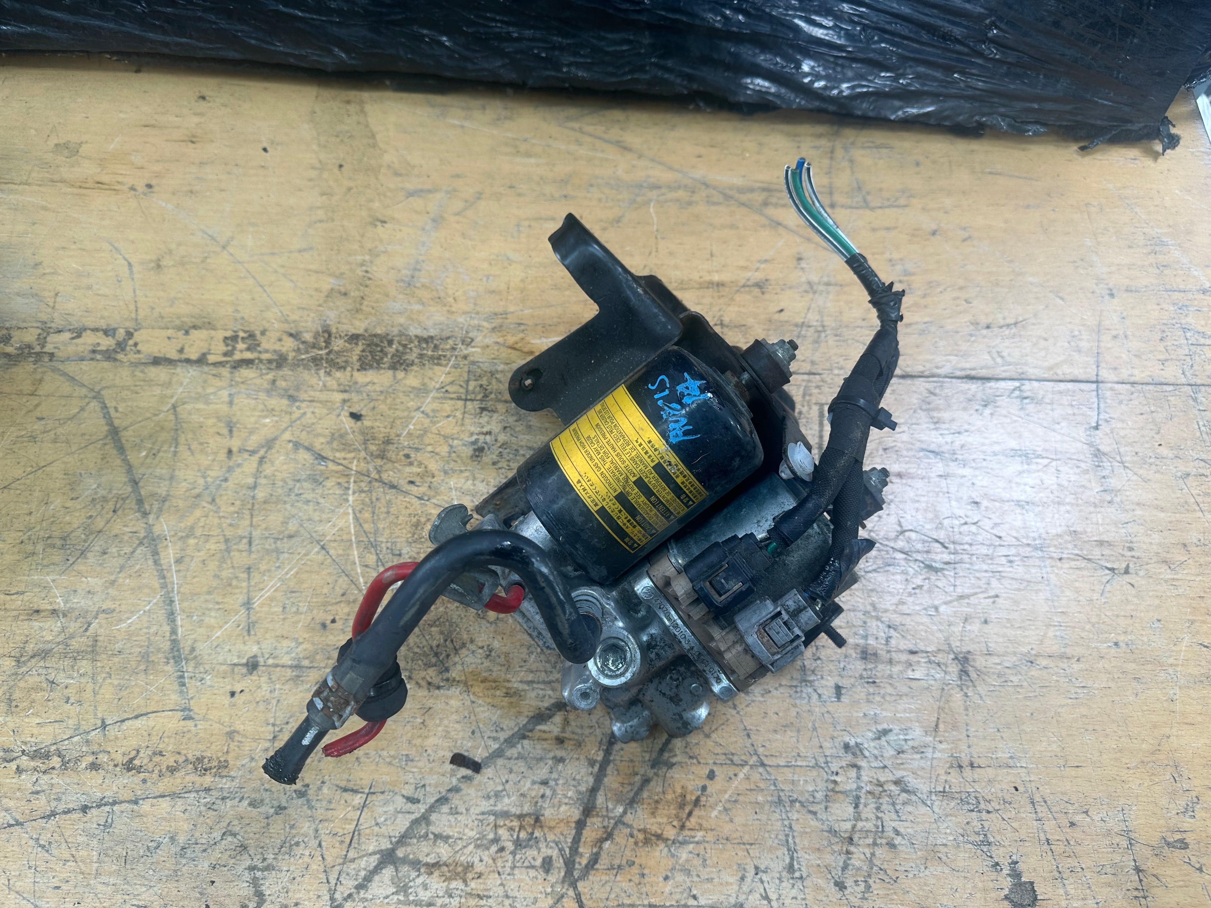 Toyota Auris 2010-2019 1.8 ABS Pump Brake Booster Actuator (47070-12010)