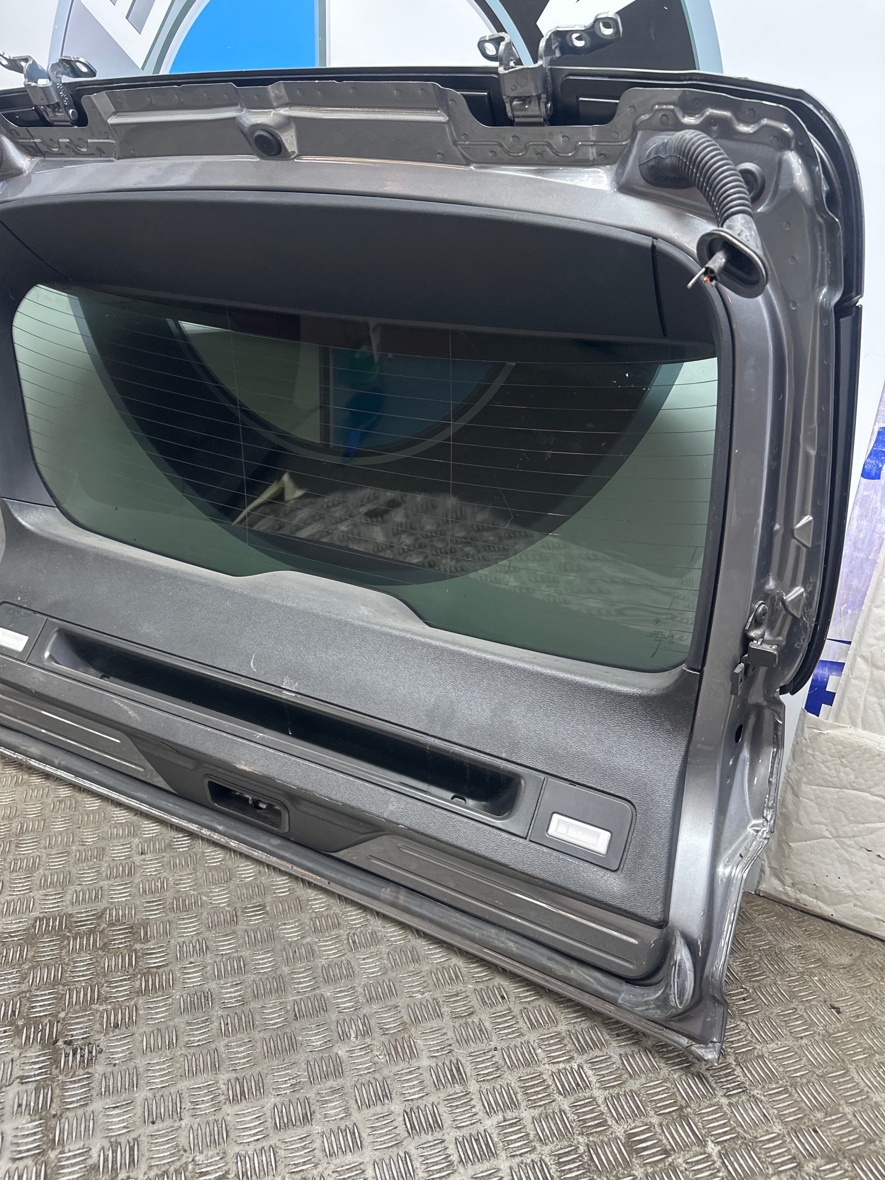 BMW X5 F15 / X5M Rear Tailgate Bootlid Complete With Glass – 2013–2019