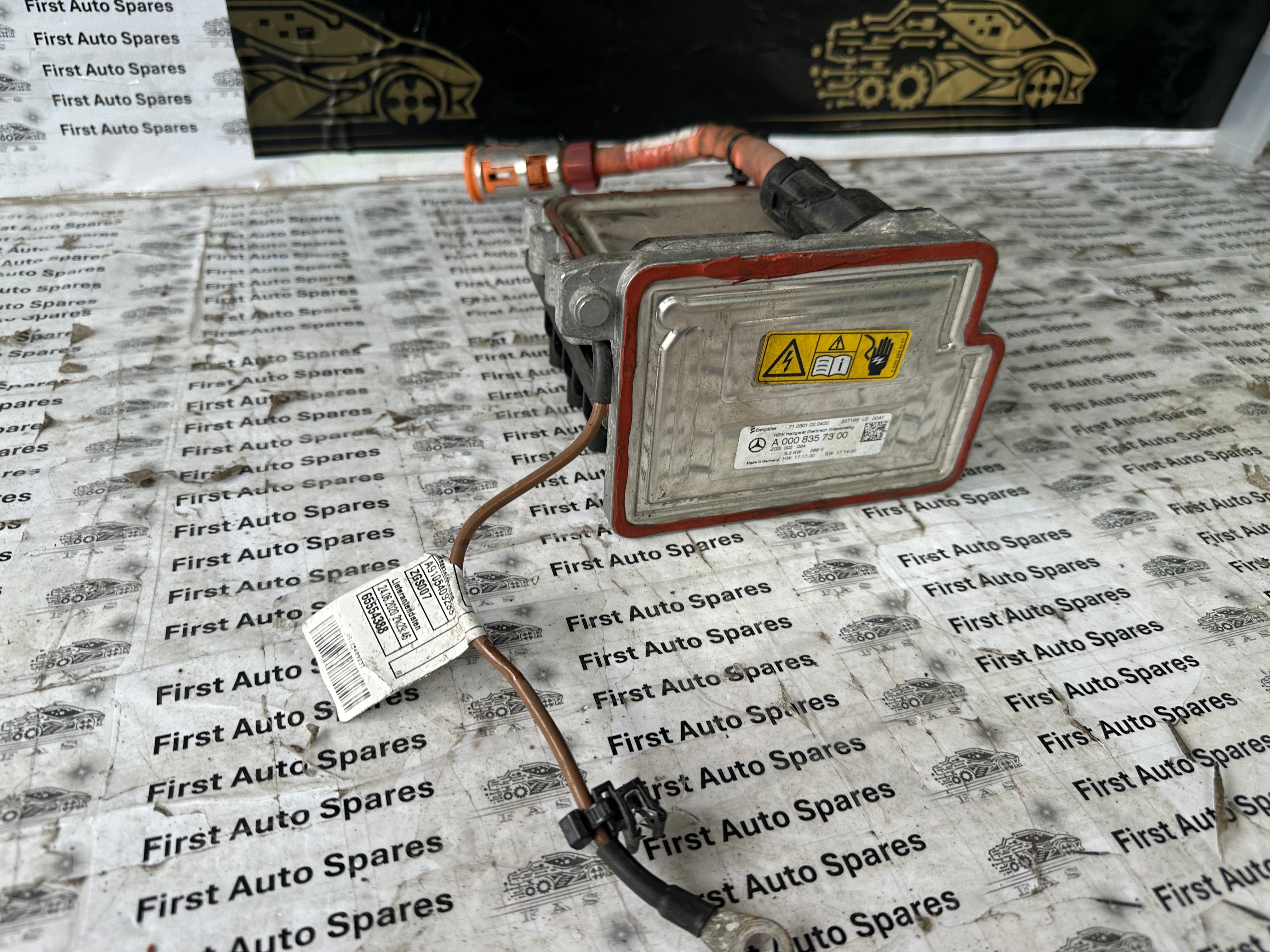 Mercedes-Benz Sprinter Electric Coolant Heater (A0008357300)