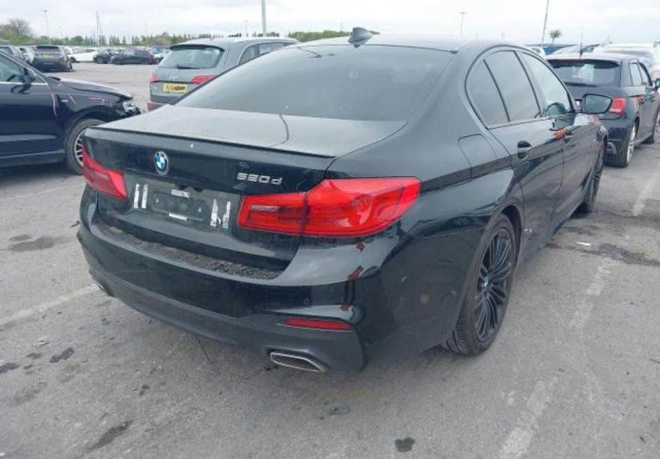 BMW 5 Series G30 2018 BREAKING – (Price is for wheel nut only)