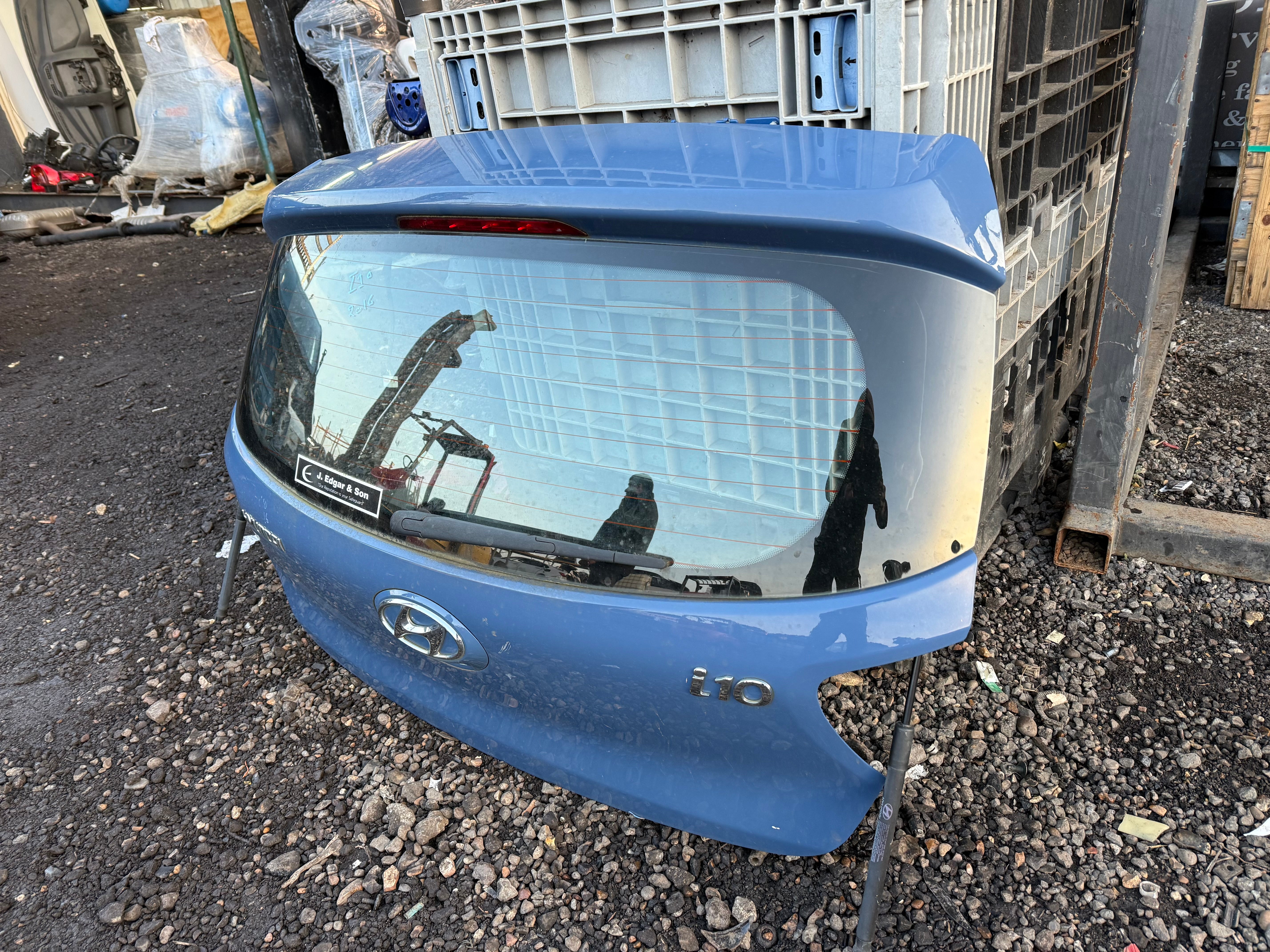 Hyundai i10 2016 Tailgate in Blue Colour